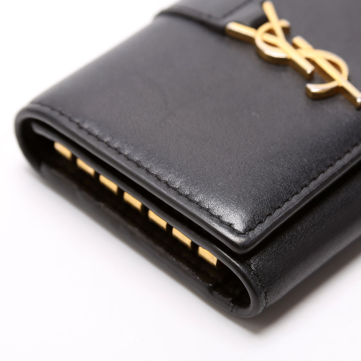 438963 Smooth Leather Monogram Key Case Black