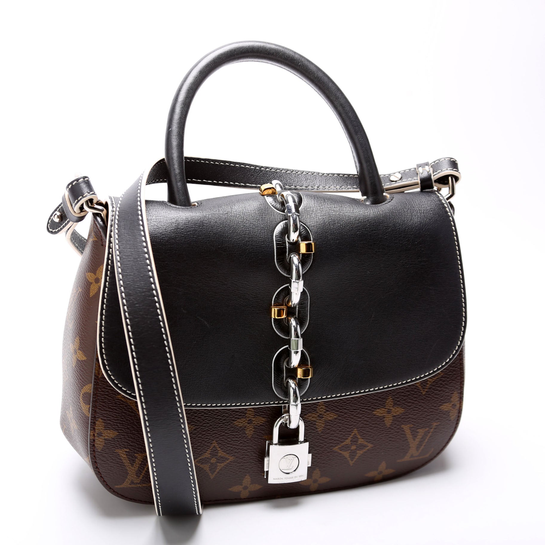 Chain It PM Monogram