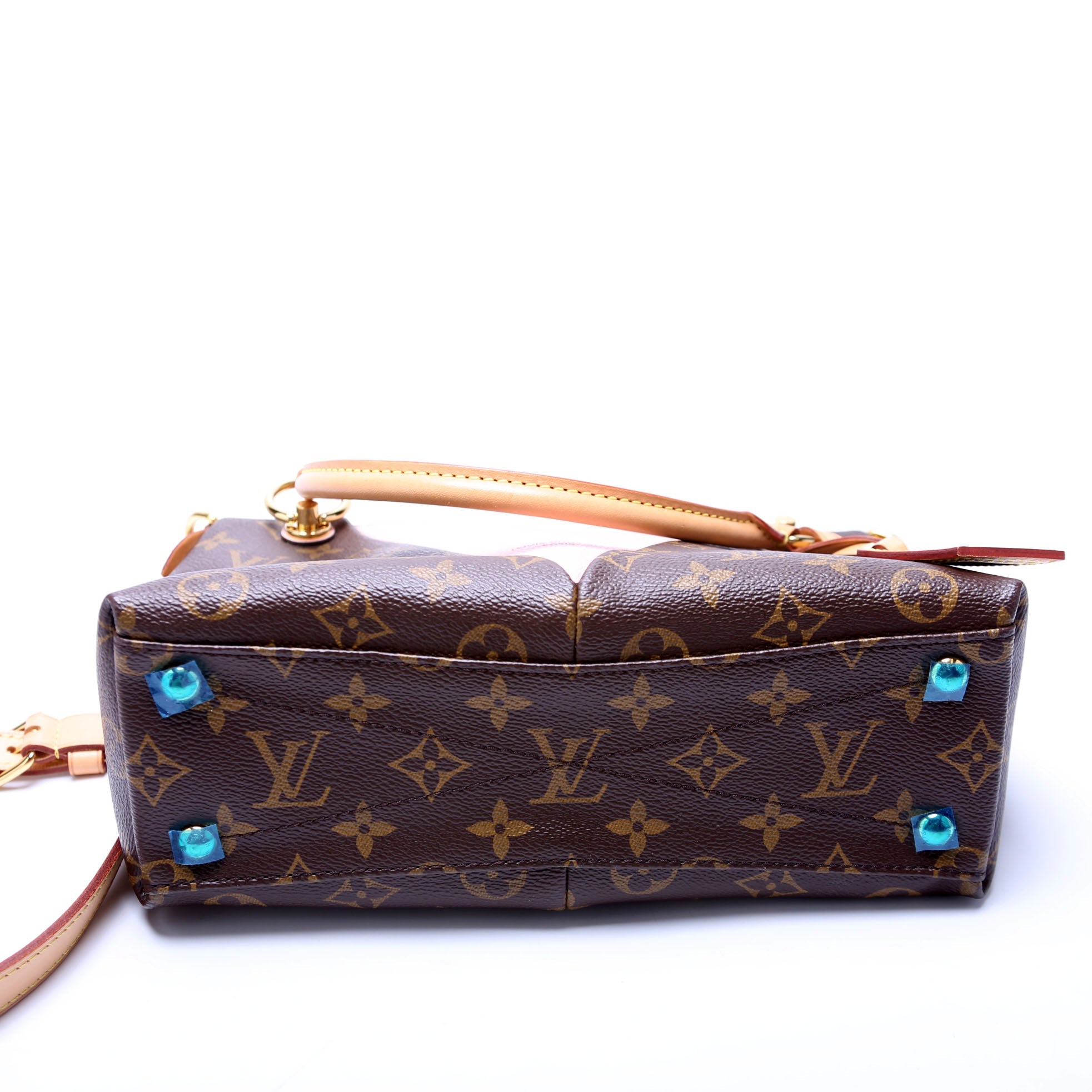 V Tote BB Monogram Pink
