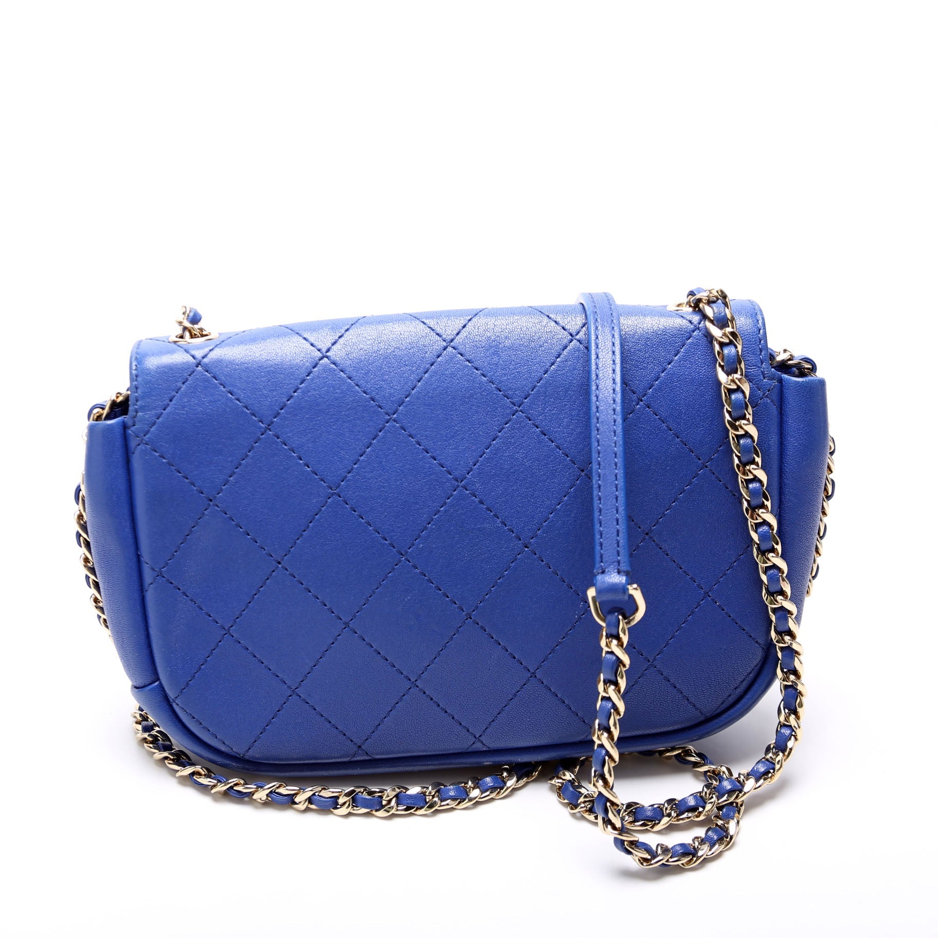 Casual Trip Flap Shoulder Bag Quilted Calfskin 27M