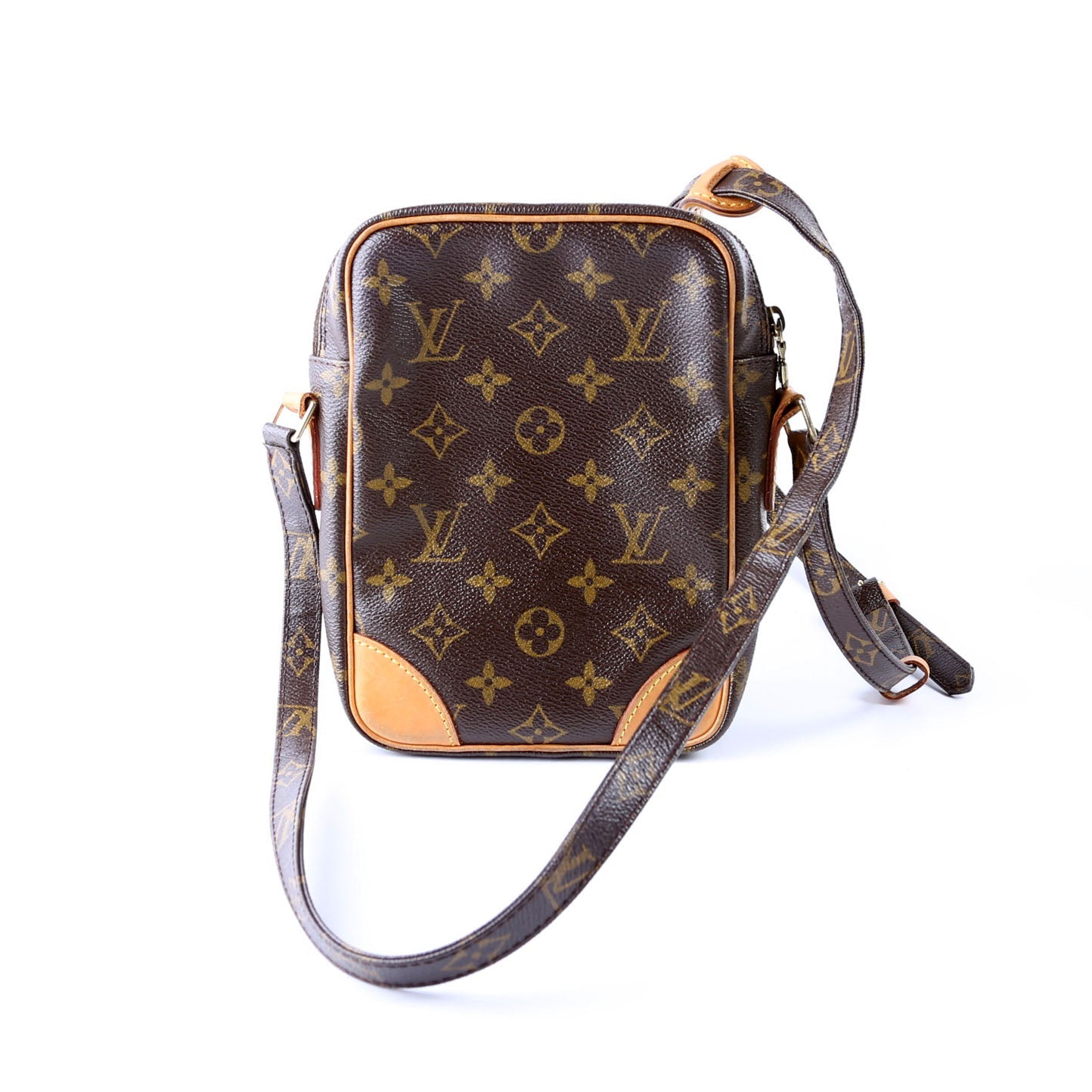 Amazone Monogram