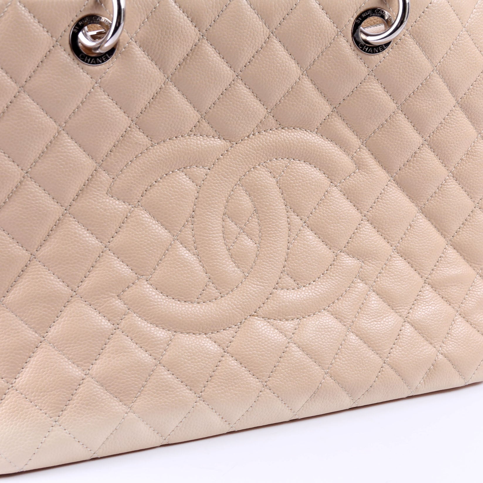 Grand Shopping Tote Caviar Beige