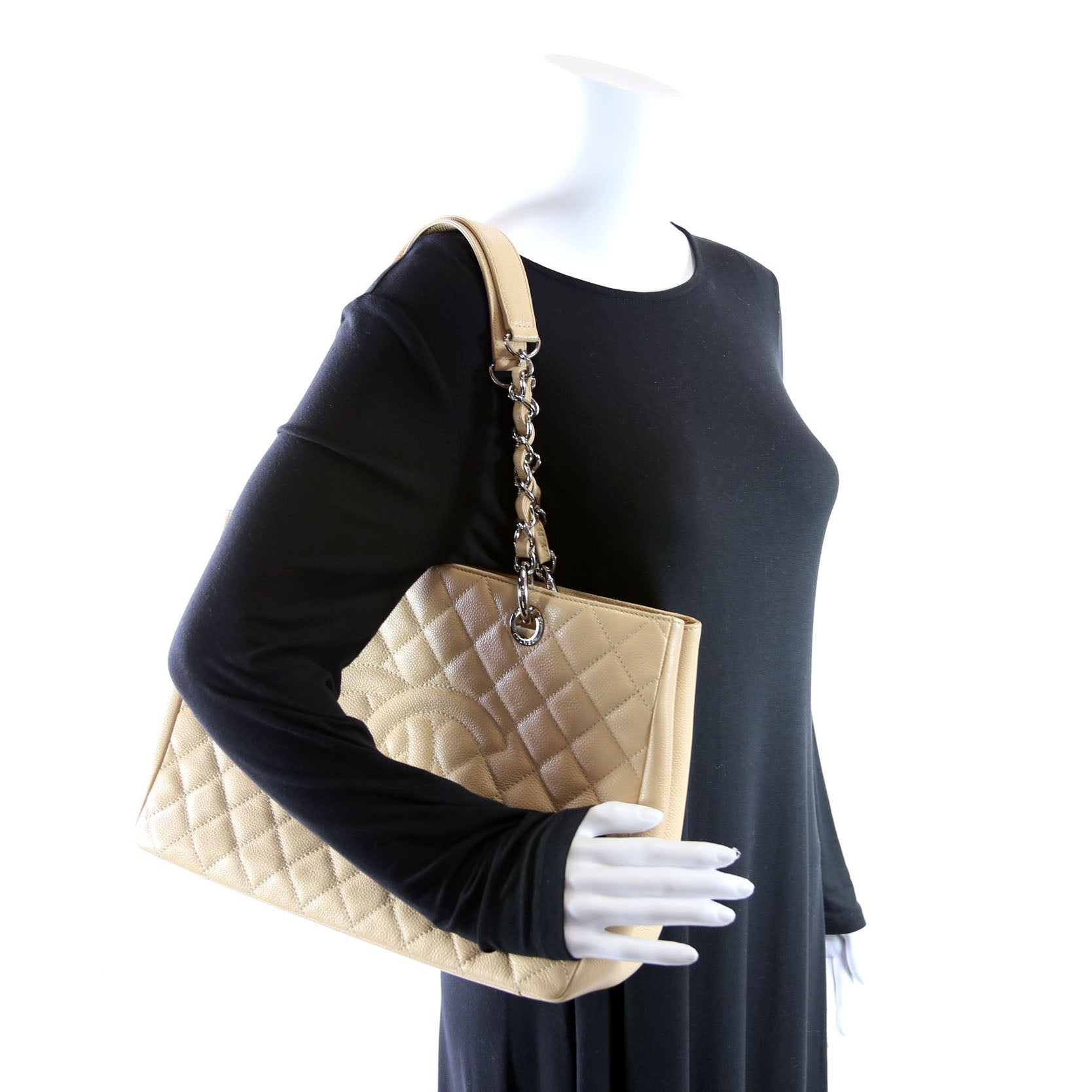 Grand Shopping Tote Caviar Beige