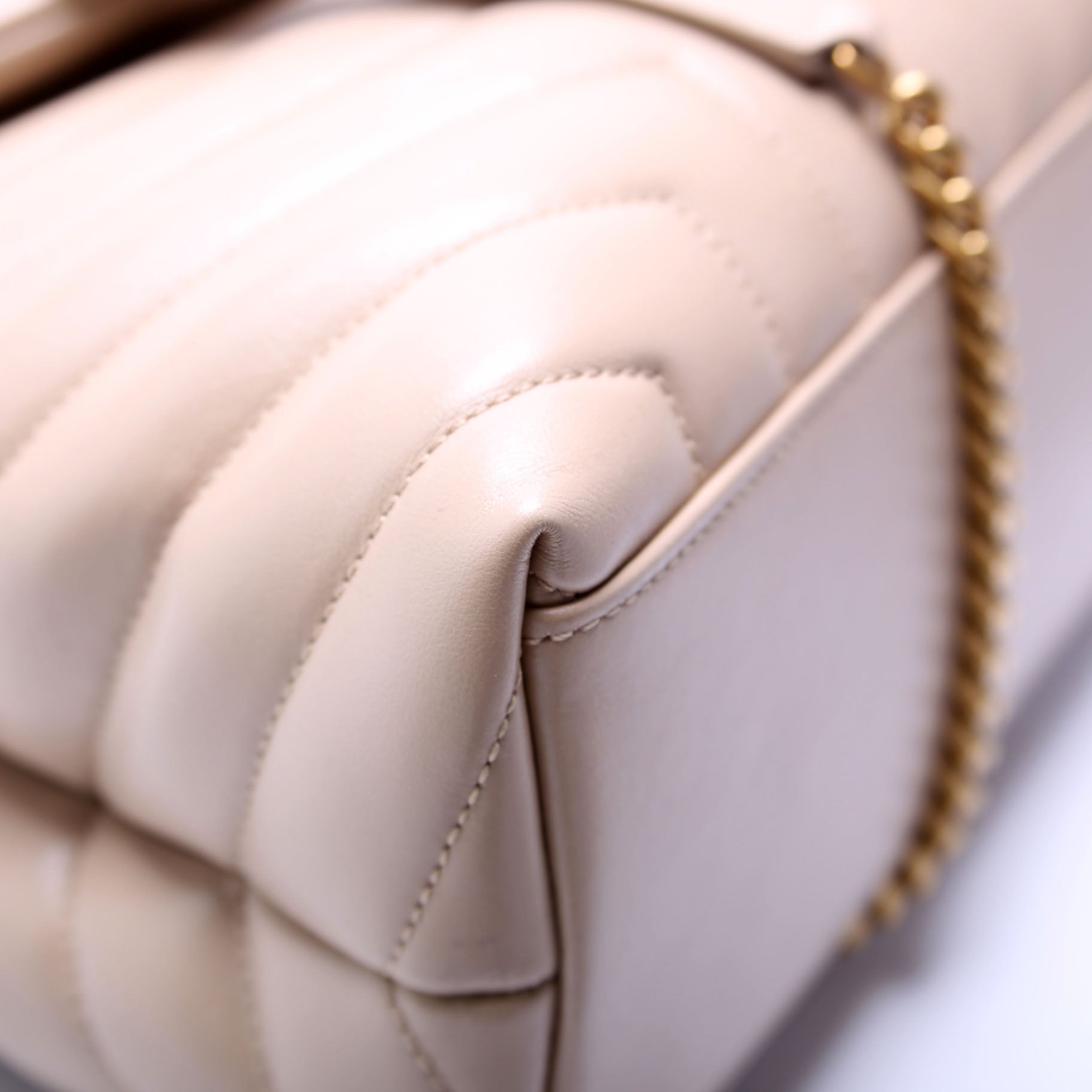 Loulou Medium Quilted 574946 Beige