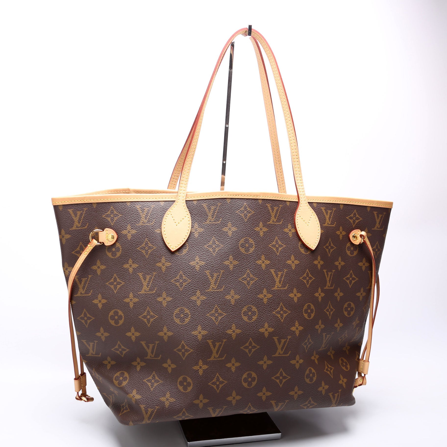 Neverfull MM Monogram