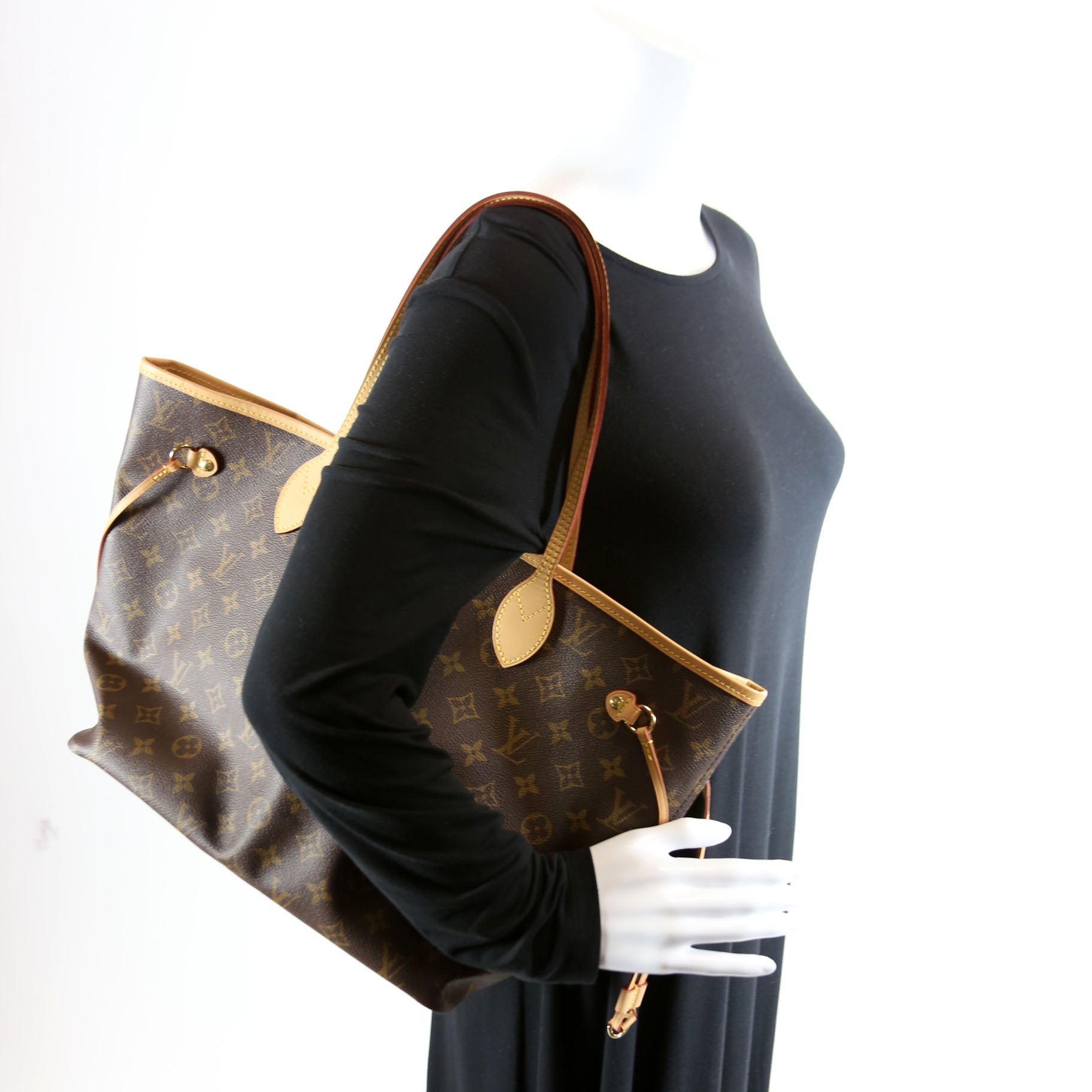 Neverfull MM Monogram