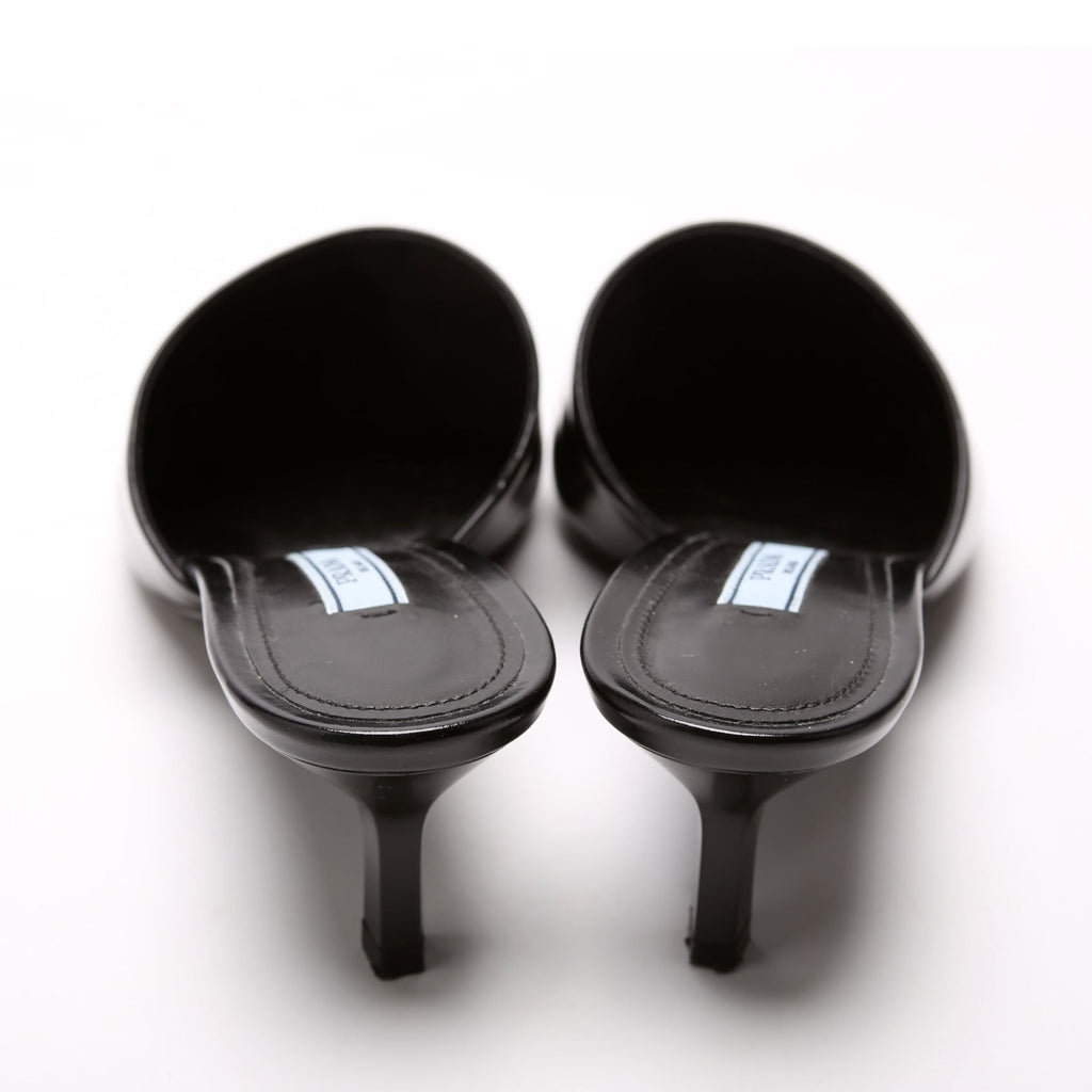 Pointed Toe Logo Heeled Mules Size 36.5 Black