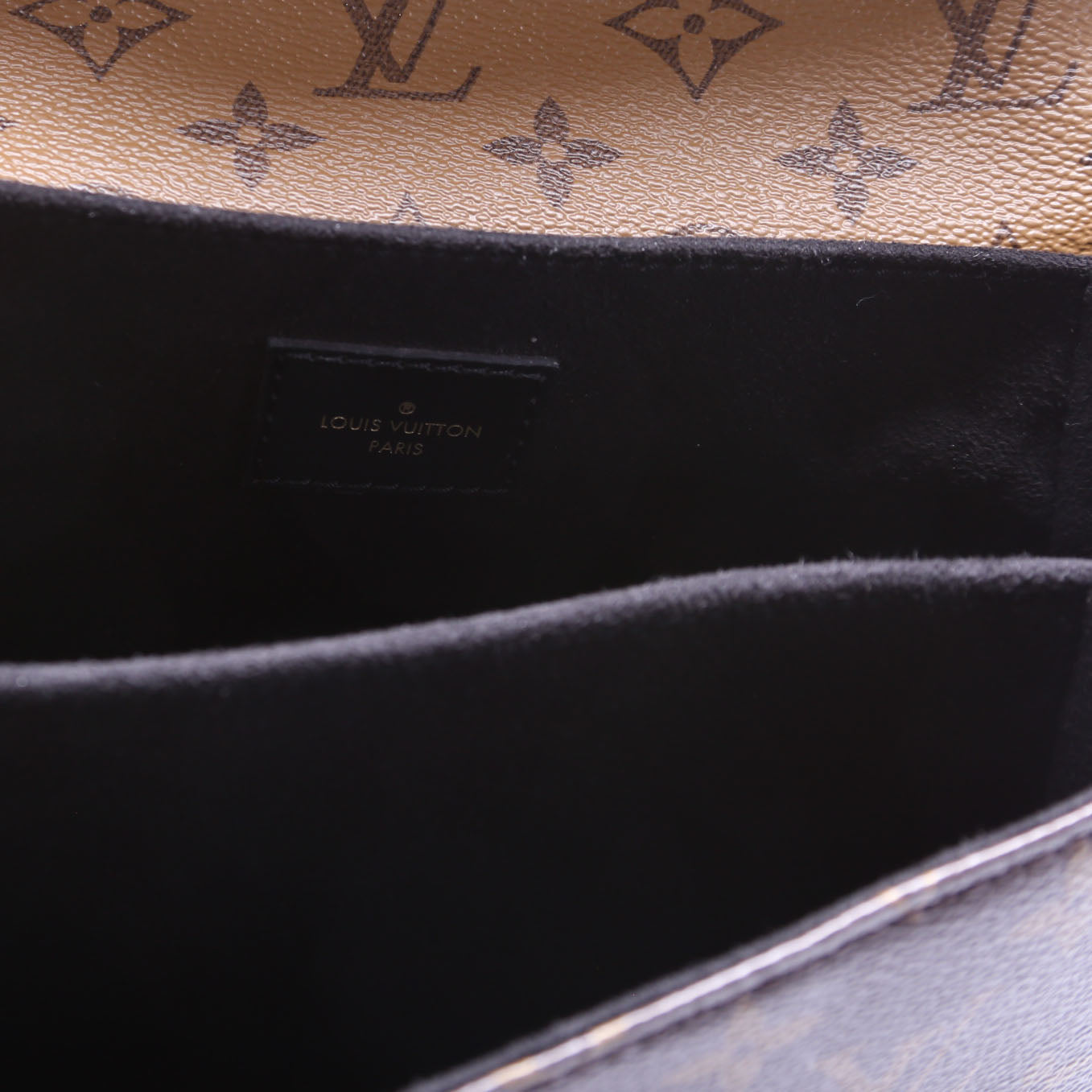 Pochette Metis Reverse Monogram