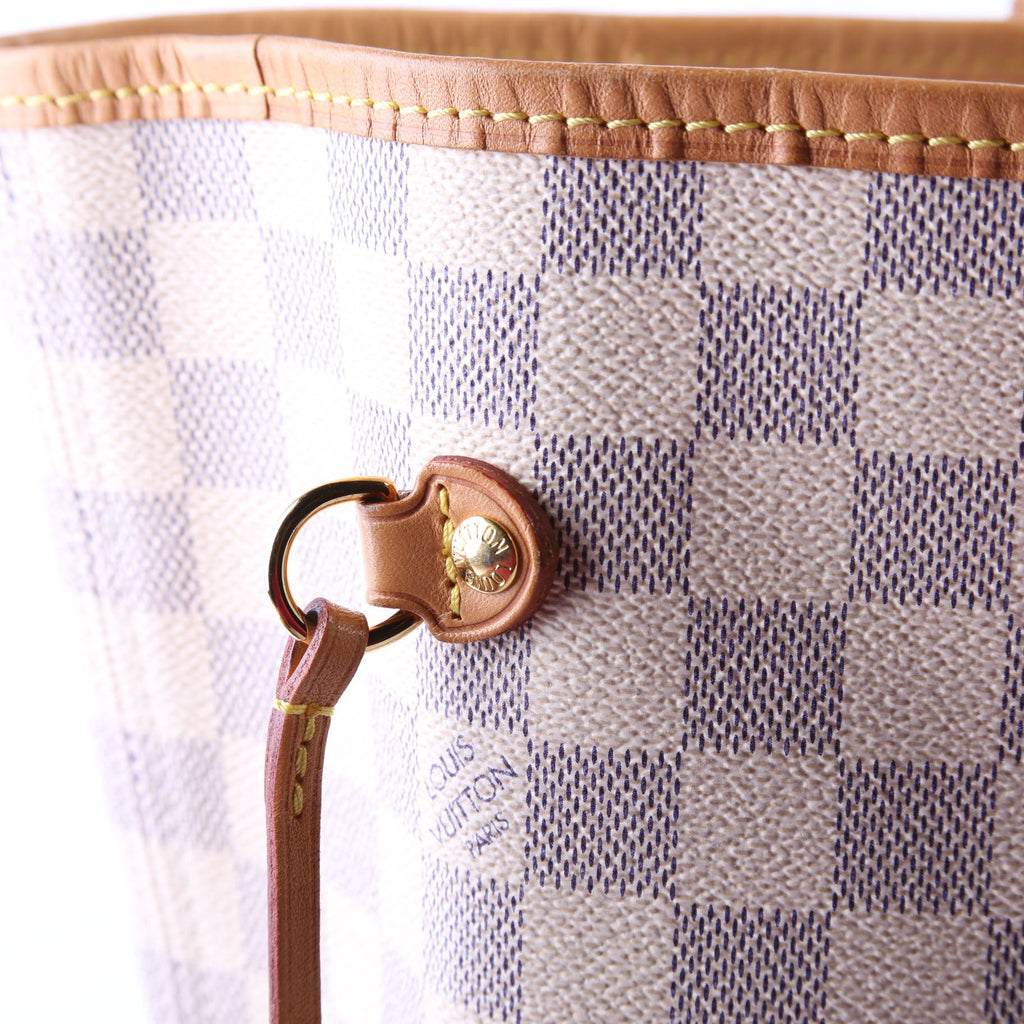 Neverfull With Wallet MM Azur White Interior