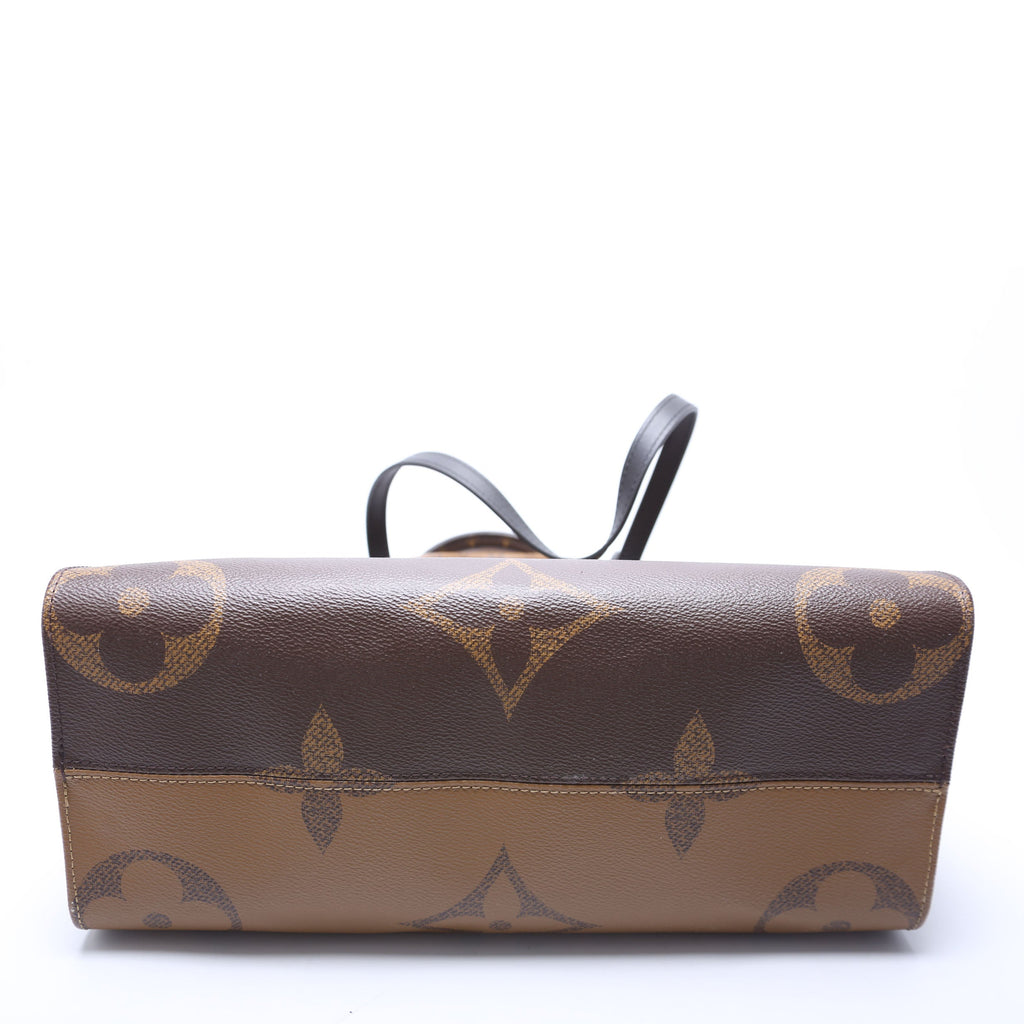 ONTHEGO MM Monogram Reverse