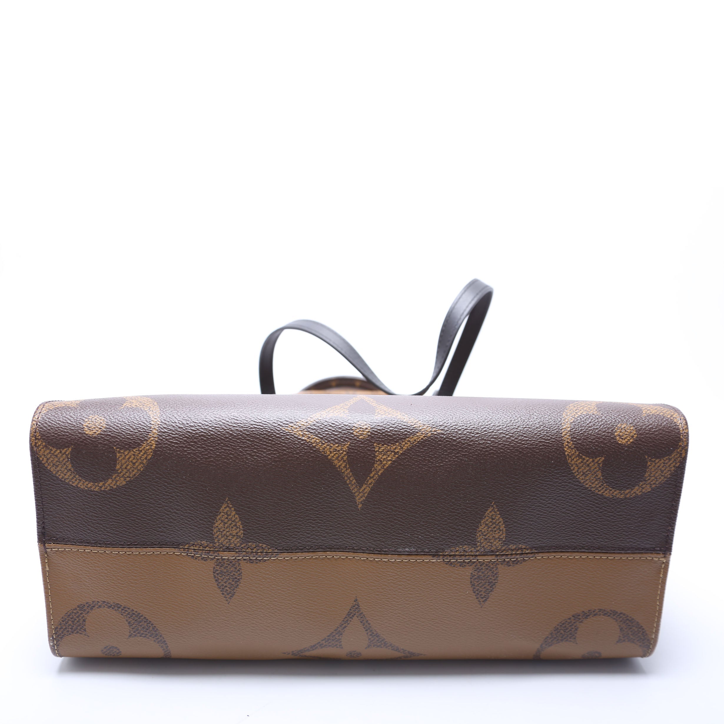 ONTHEGO MM Monogram Reverse