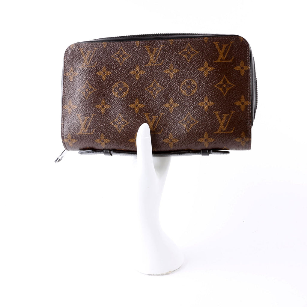 Zippy XL Monogram Black