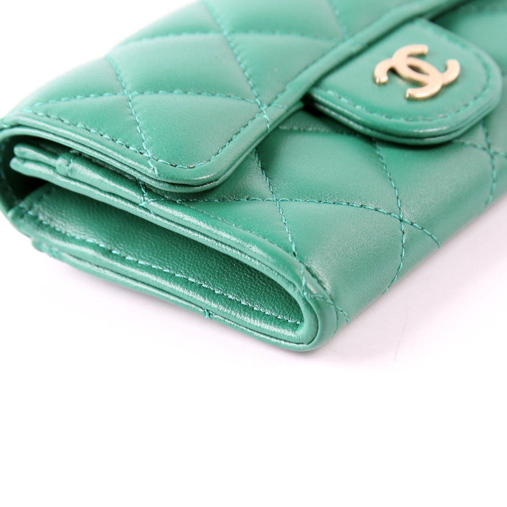 Classic Flap Card Holder Lambskin RFID Green