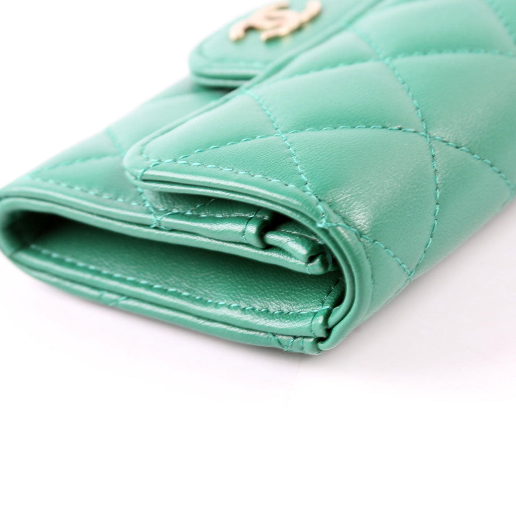 Classic Flap Card Holder Lambskin RFID Green