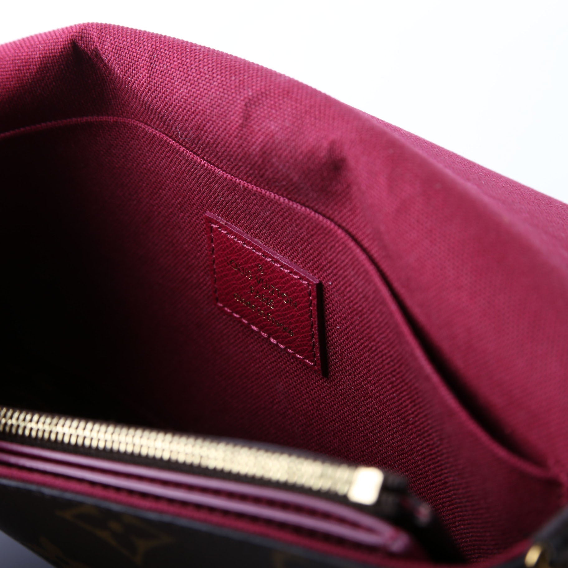 Pochette Felicie Monogram Berry