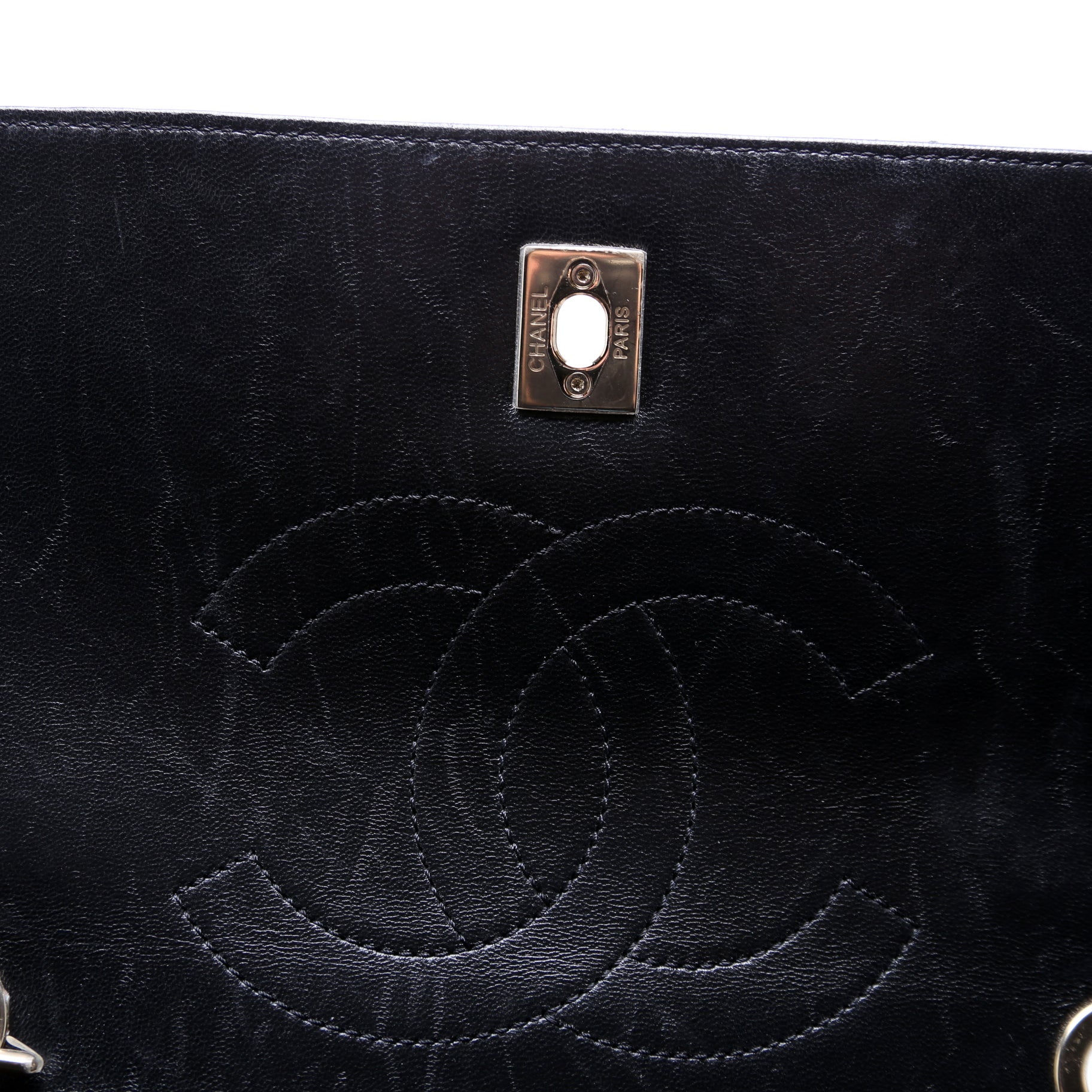 Trendy Top Handle Medium Lambskin 28M Black