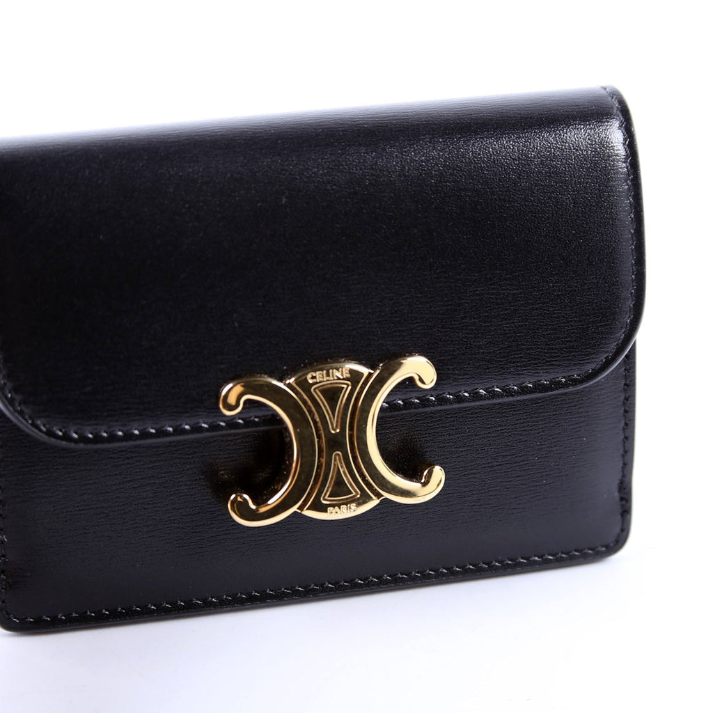 Triomphe Calf Flap Card Holder Black