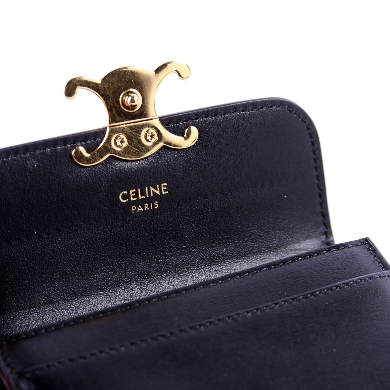 Triomphe Calf Flap Card Holder Black