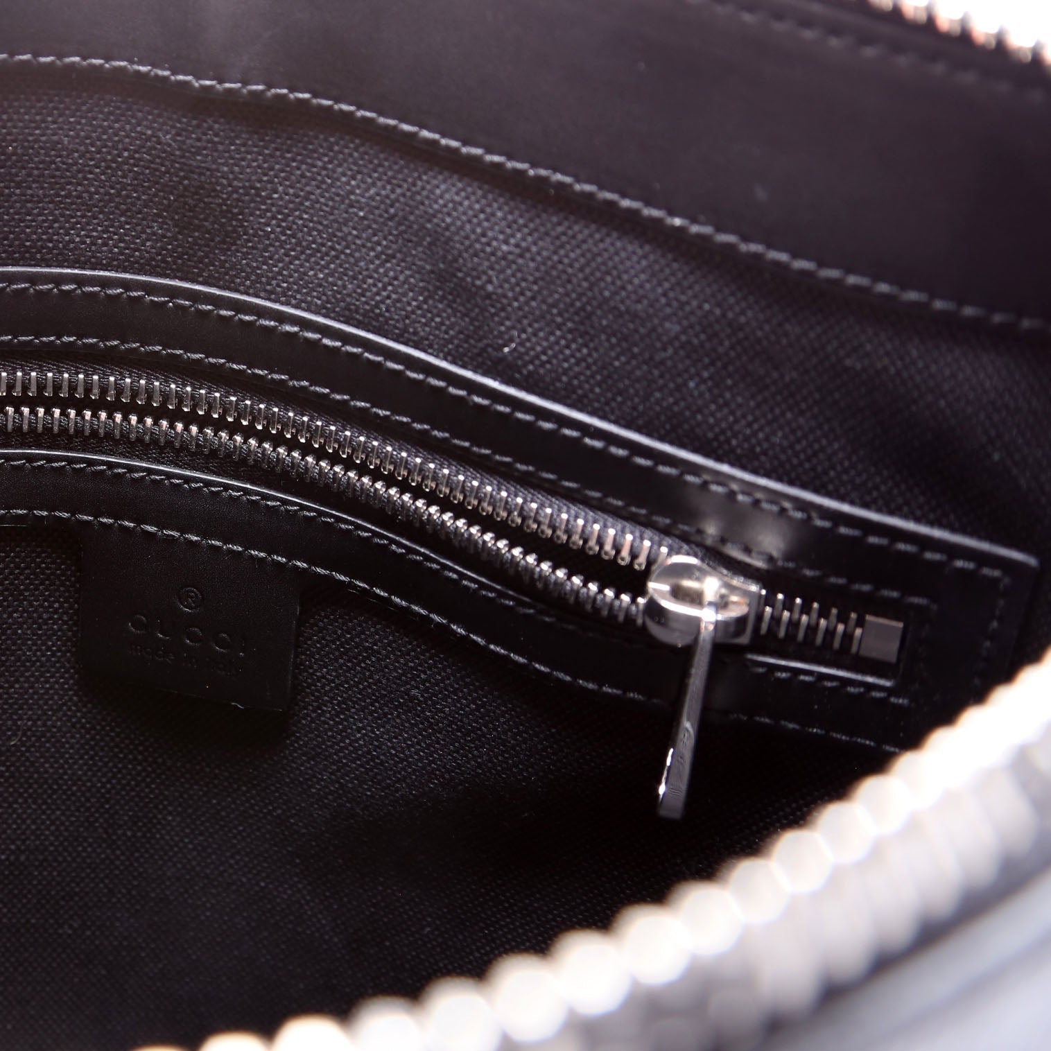 474137 GG Supreme Messenger Black