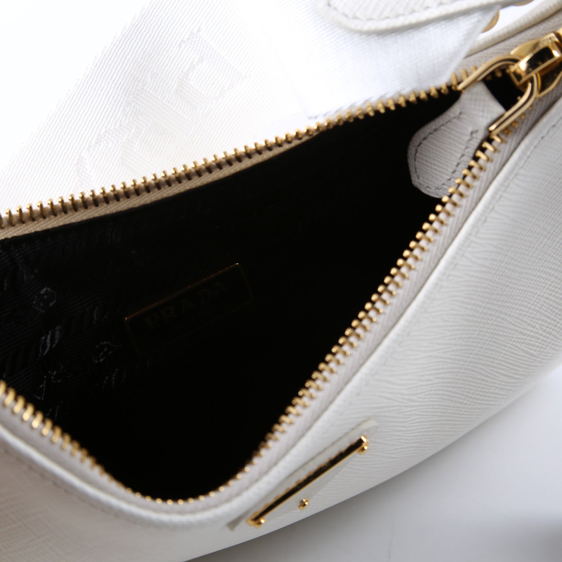 Saffiano Re-Edition 2005 White