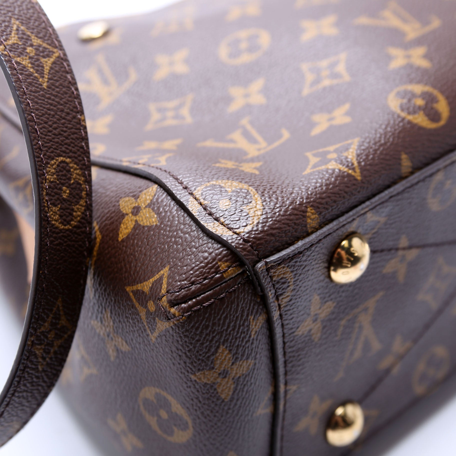 Montaigne BB Monogram