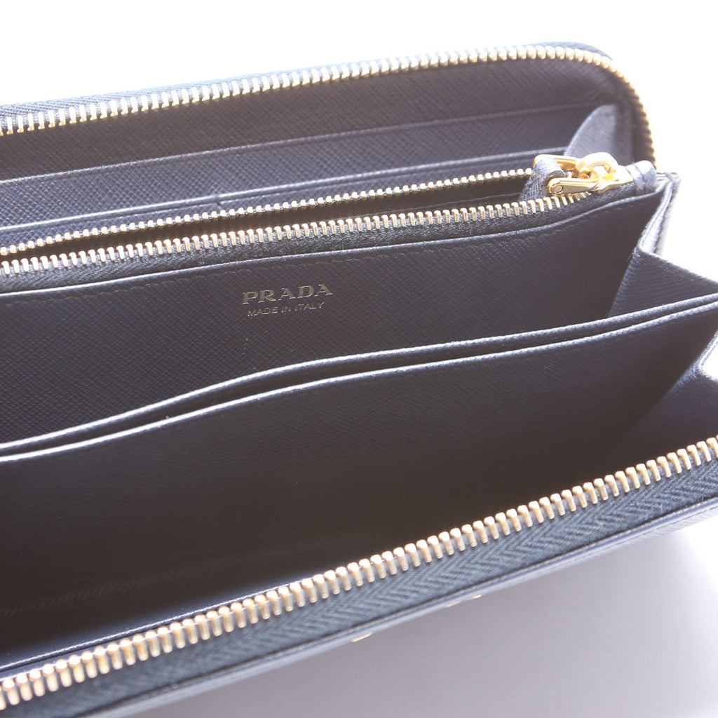 Saffiano Zip Around Wallet 1ML506