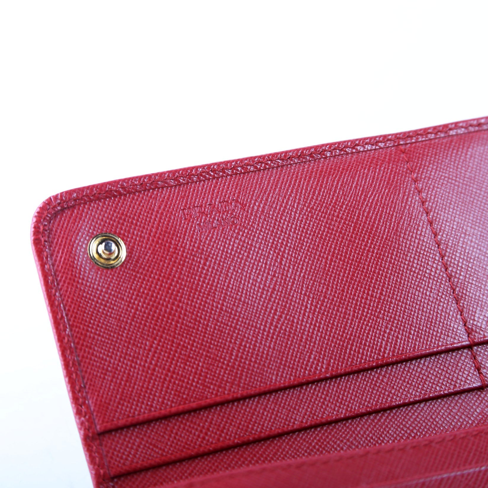 1N1132 Saffiano Snap Wallet Red