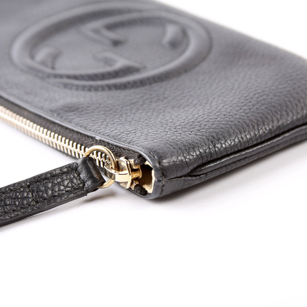 295840 Soho Wristlet Black