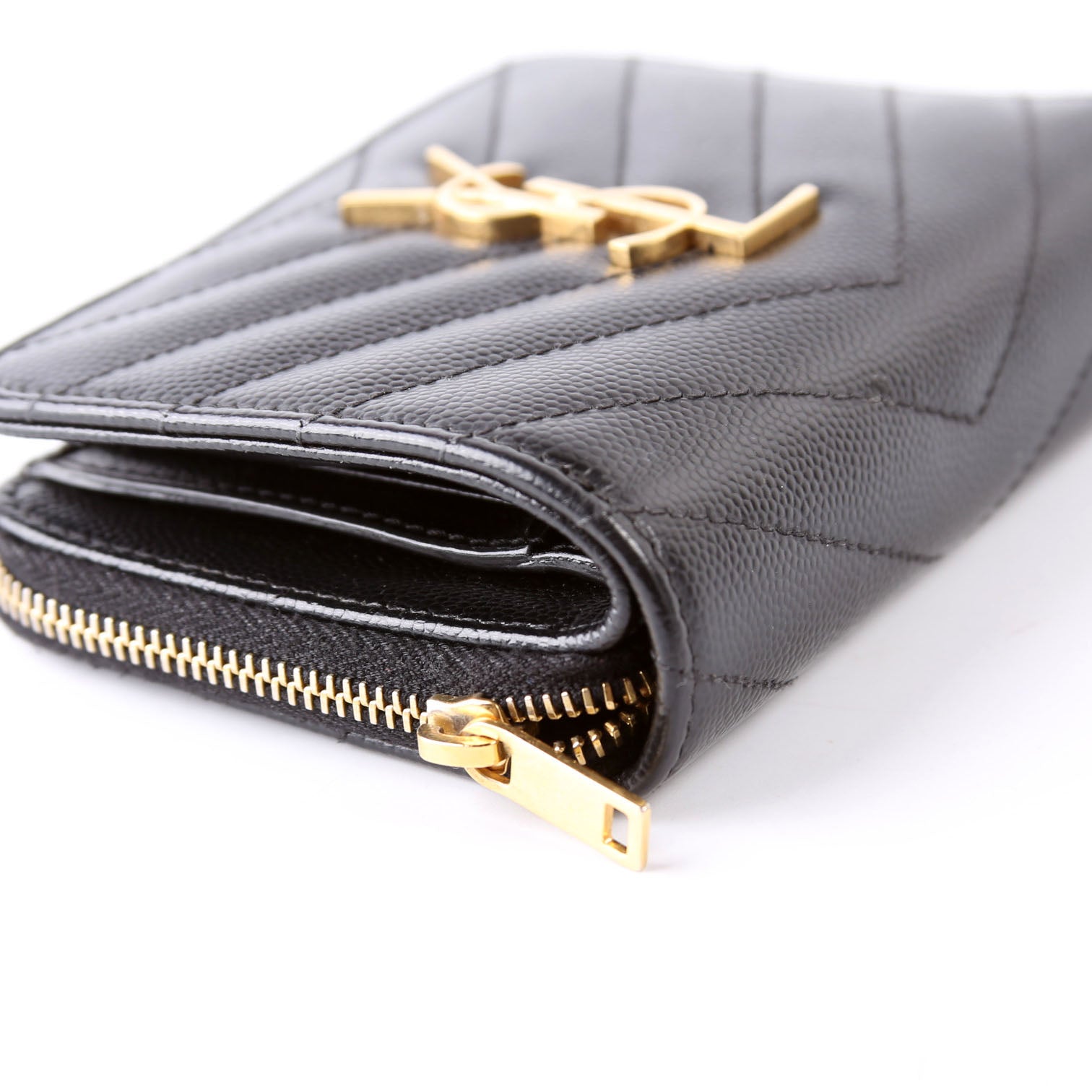 403723 Cassandre Grain De Poudre Compact Zip Around Wallet Black