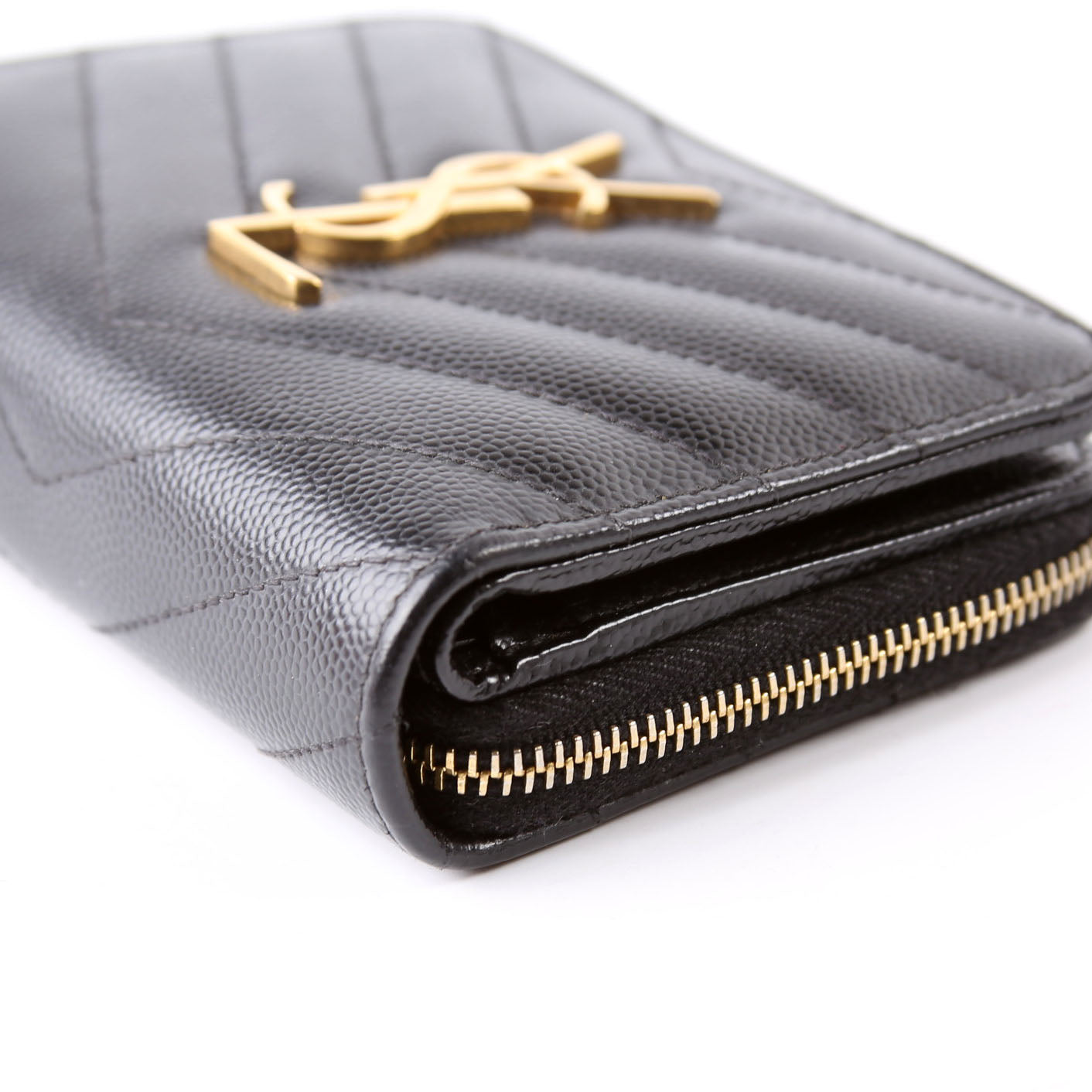 403723 Cassandre Grain De Poudre Compact Zip Around Wallet Black