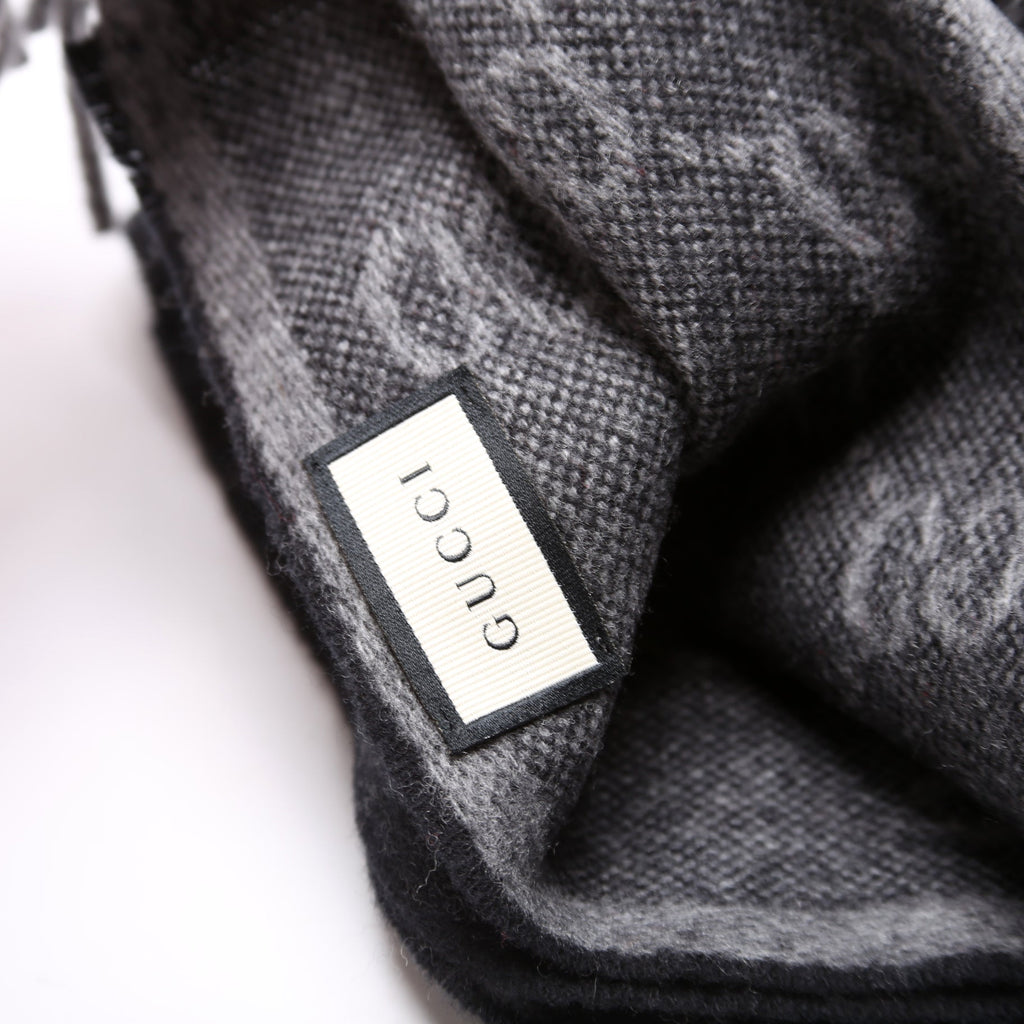 570603 Stole Wool Gray