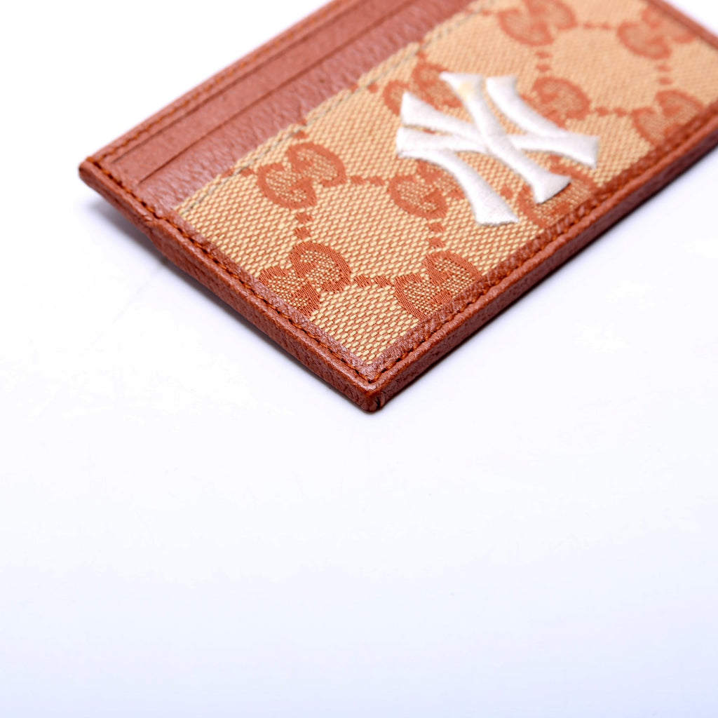 547793 MLB NY Yankees Card Holder