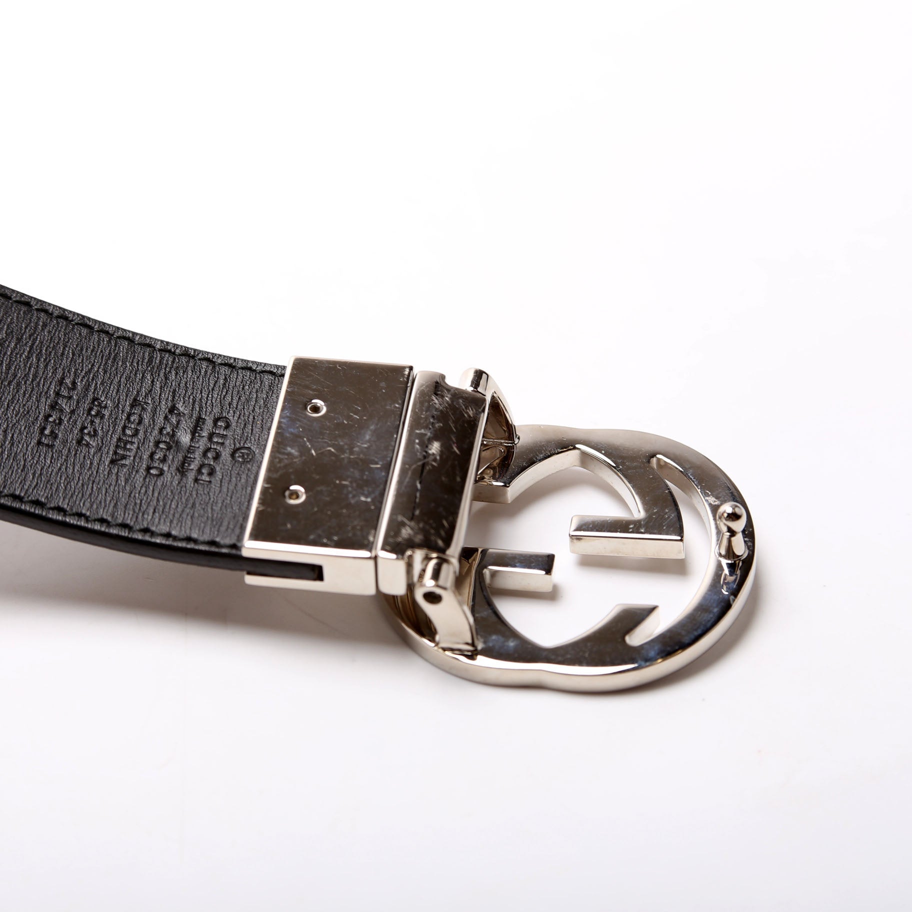 473030 GG Supreme Leather Reversible Size 85/34
