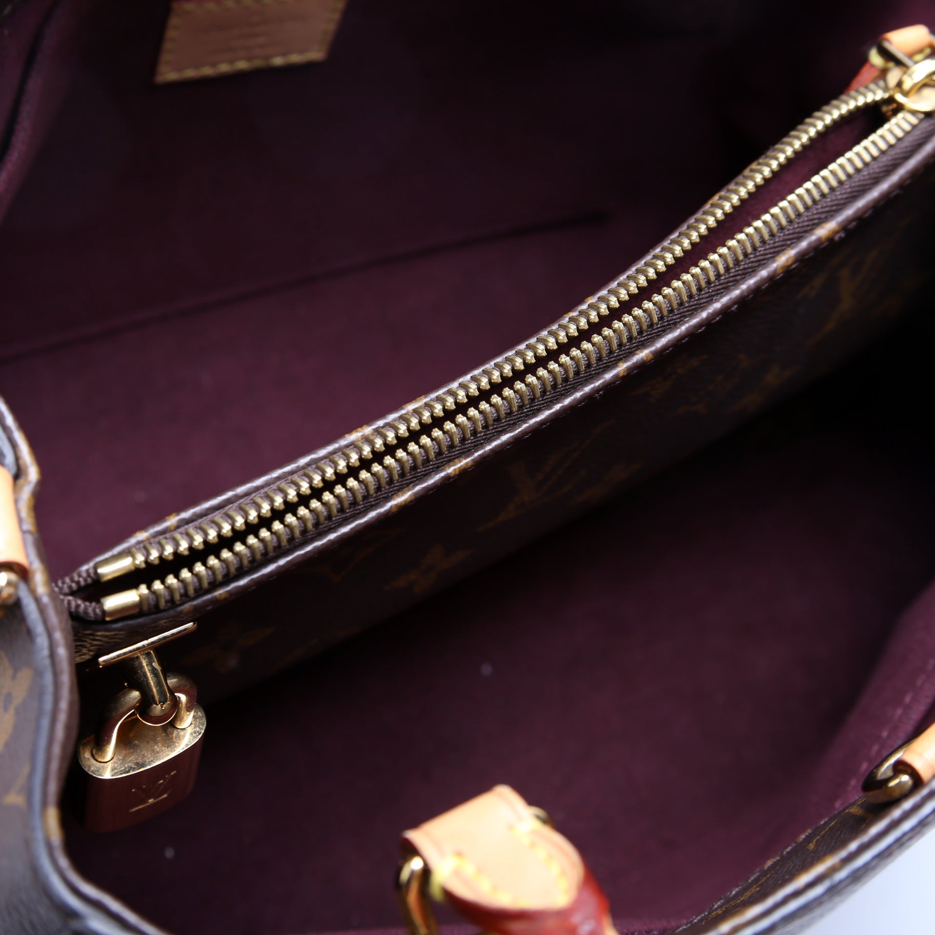 Montaigne MM Monogram