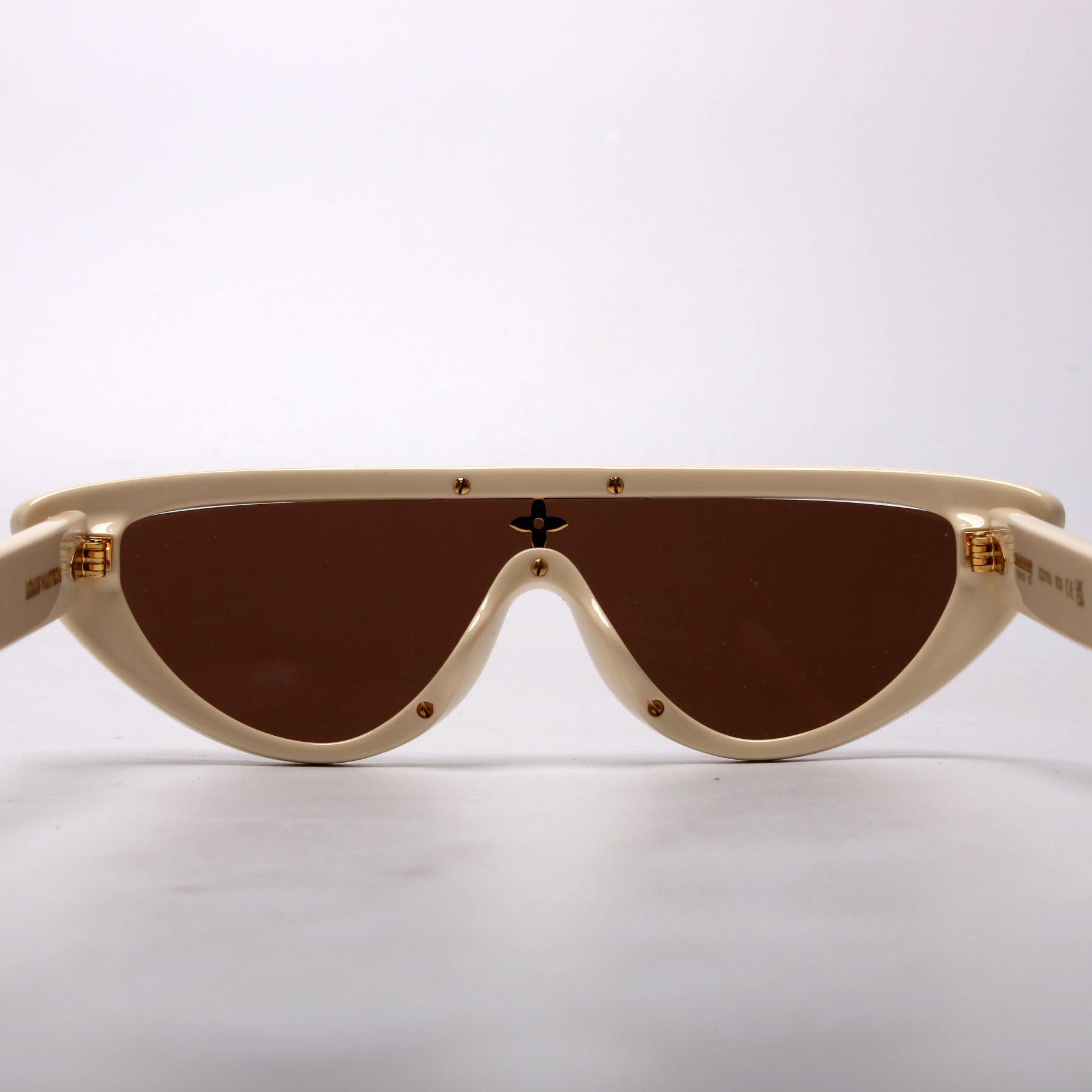 Z2218U Split Cat Eye Sunglasses Cream