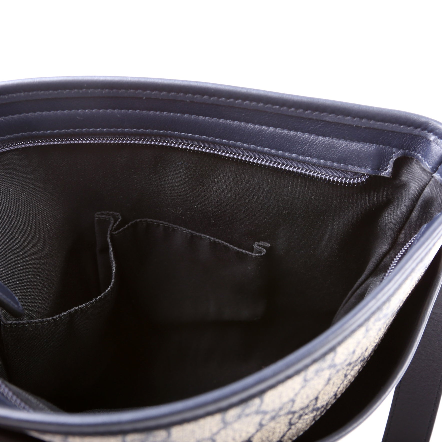 388924 GG Supreme Crossbody Blue