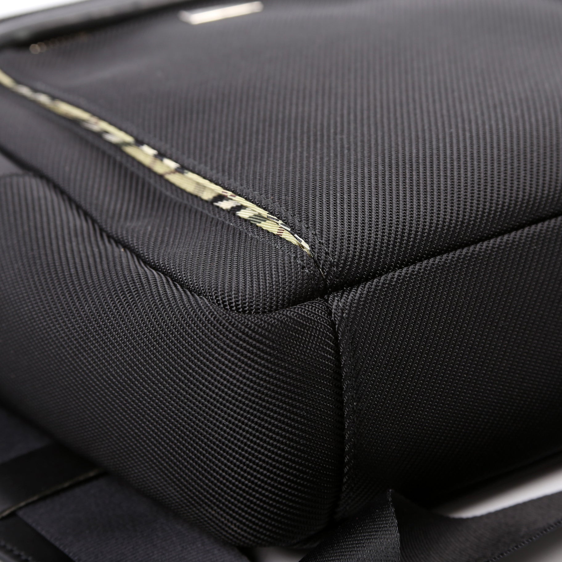 Nylon Travel Vertical Messenger Bag Black