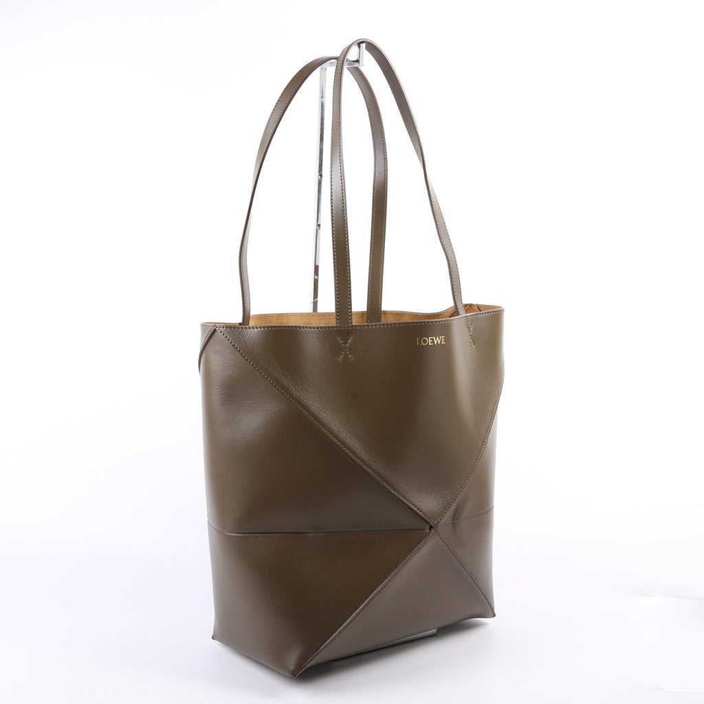 Puzzle Fold Tote Medium Shiny Calfskin Green