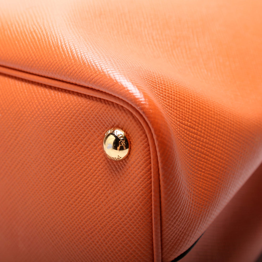 Saffiano Cuir Double Medium Orange