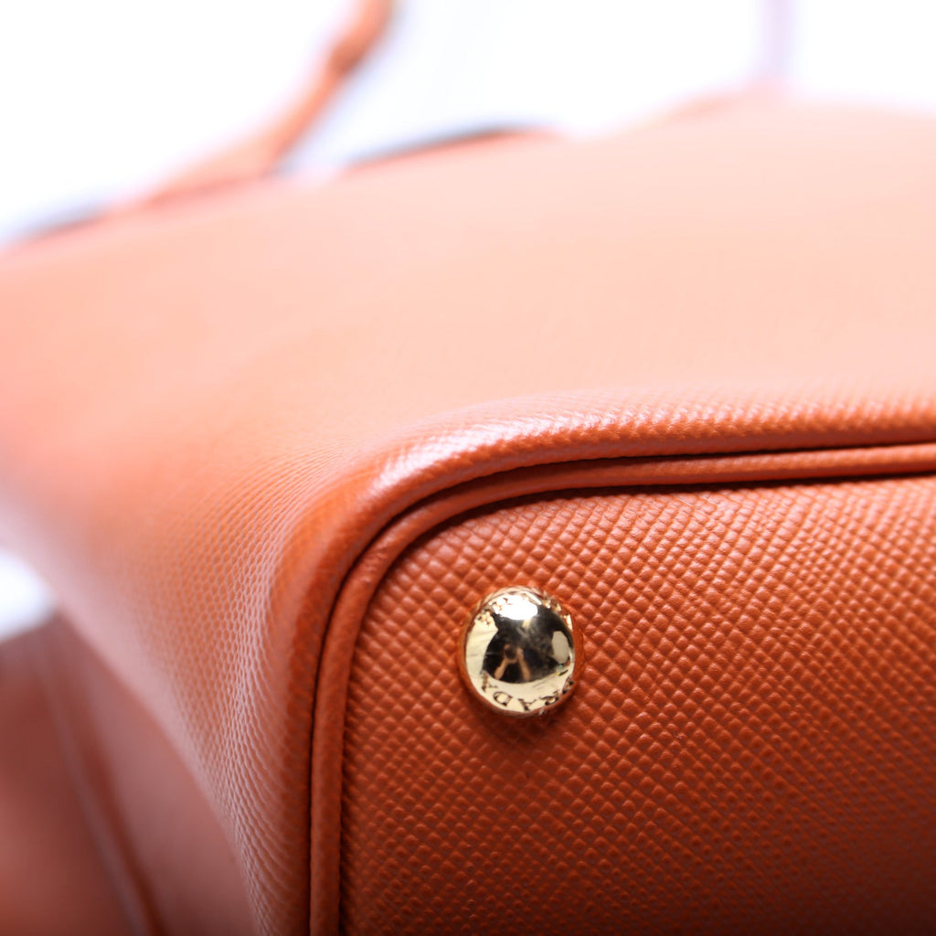 Saffiano Cuir Double Medium Orange