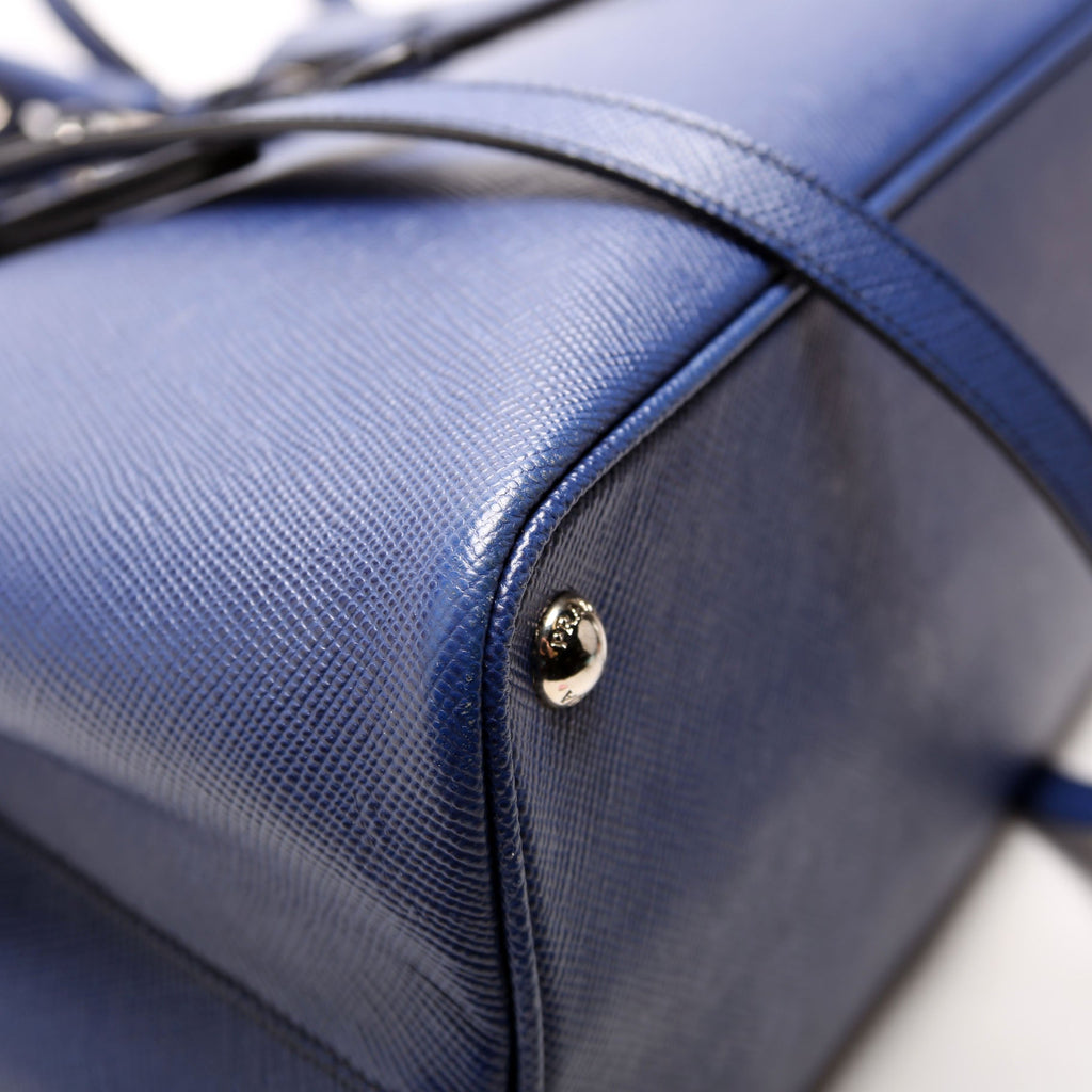 Saffiano Cuir Double Medium Blue