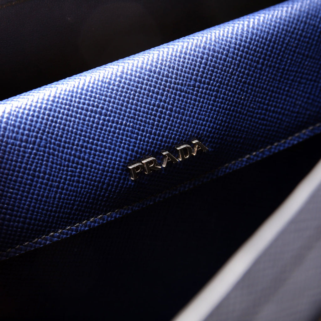 Saffiano Cuir Double Medium Blue