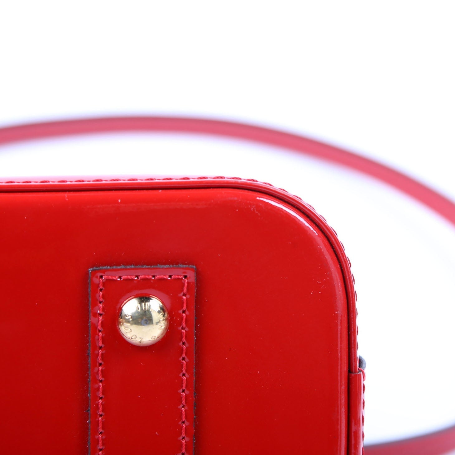 Alma BB Vernis Red