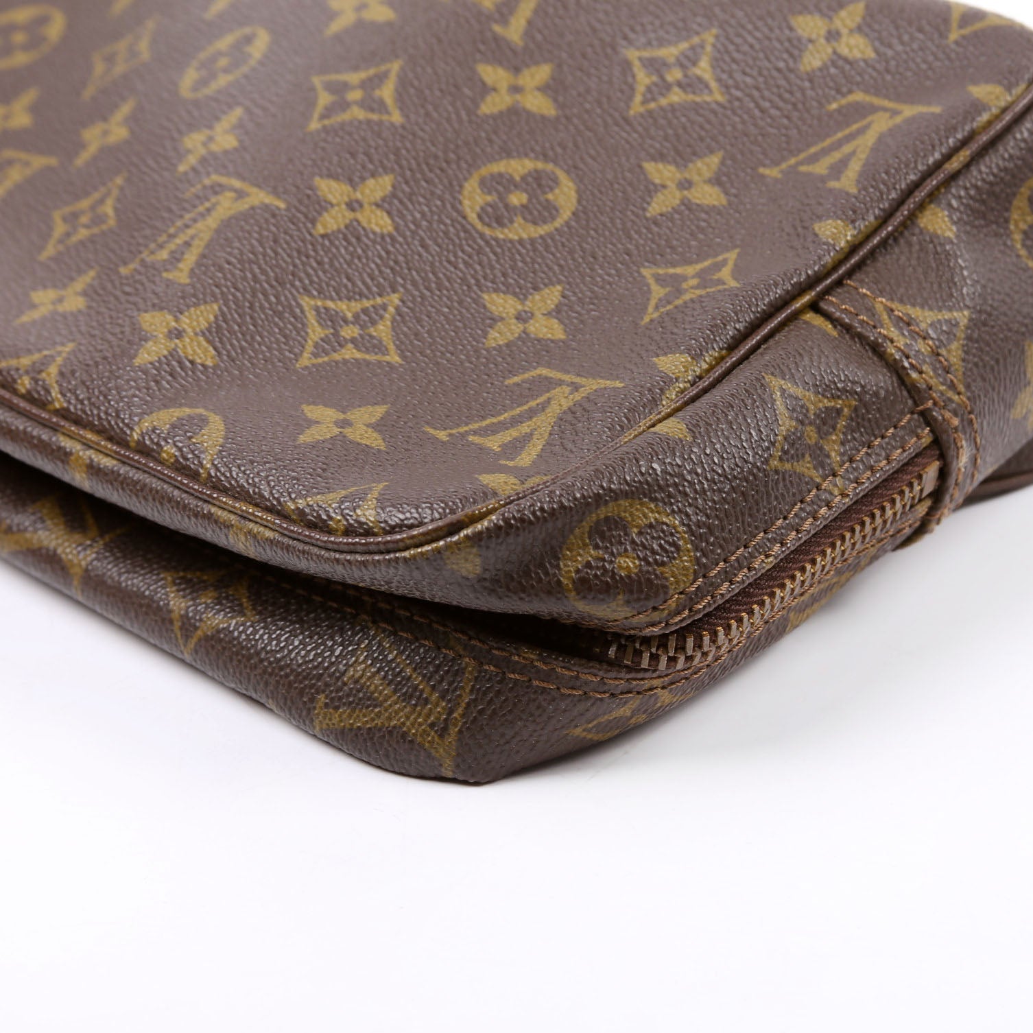 Trousse Toilette 28 Monogram