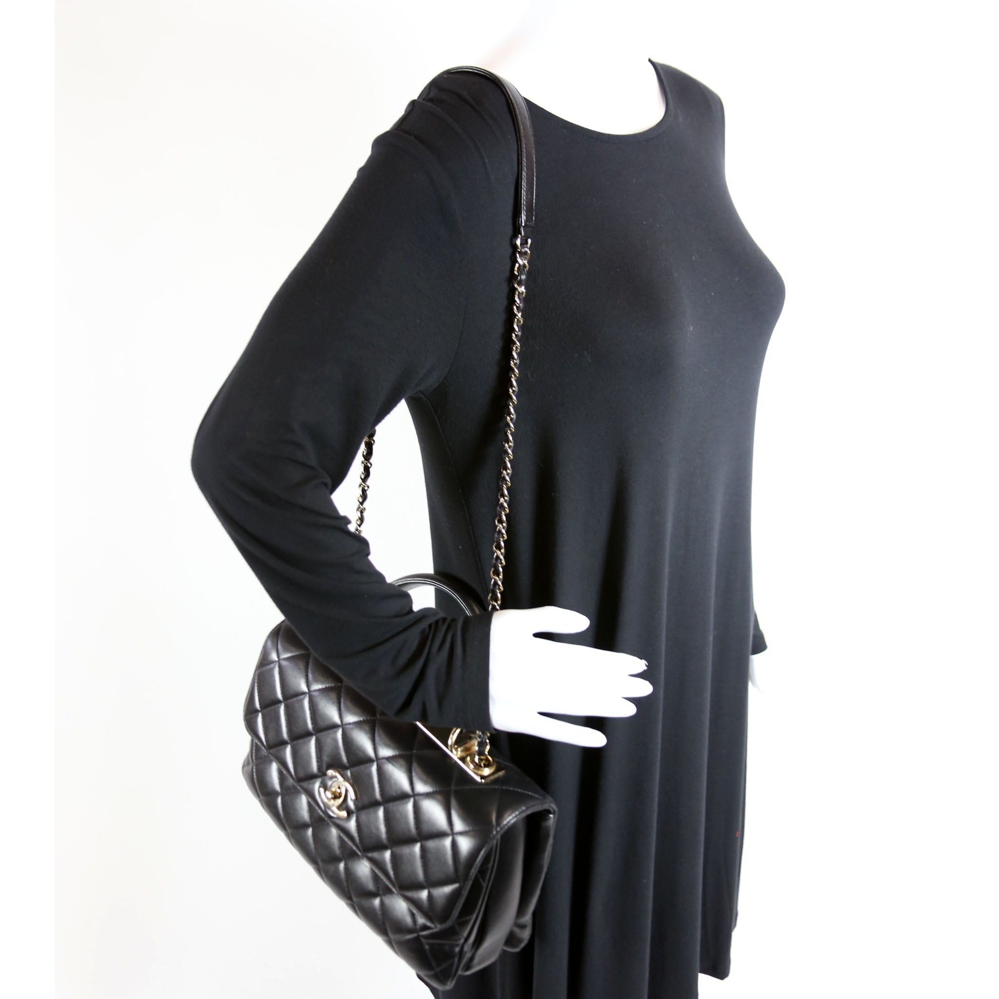 Trendy Top Handle Medium Lambskin 24M Black