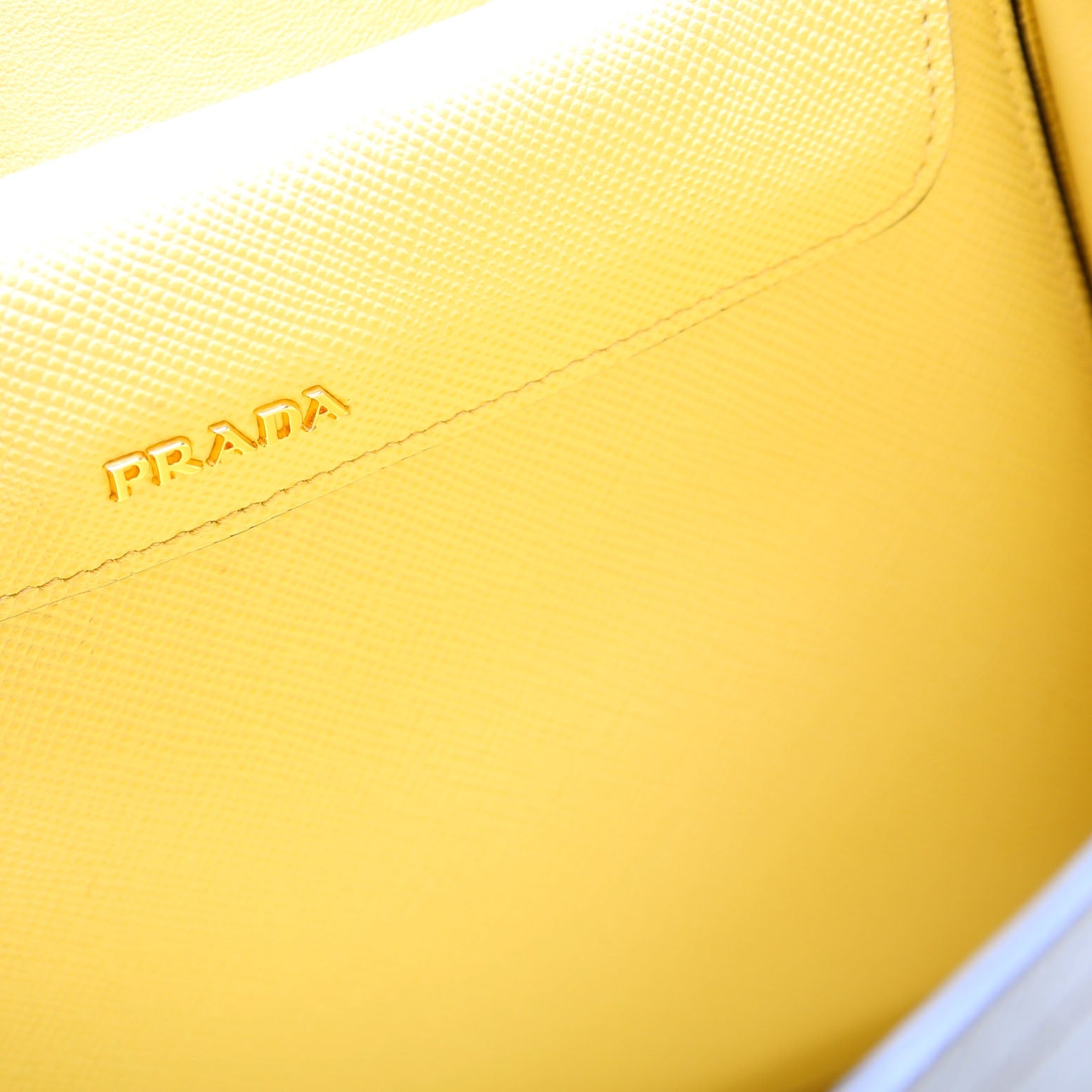 Saffiano Cuir Double Large Yellow