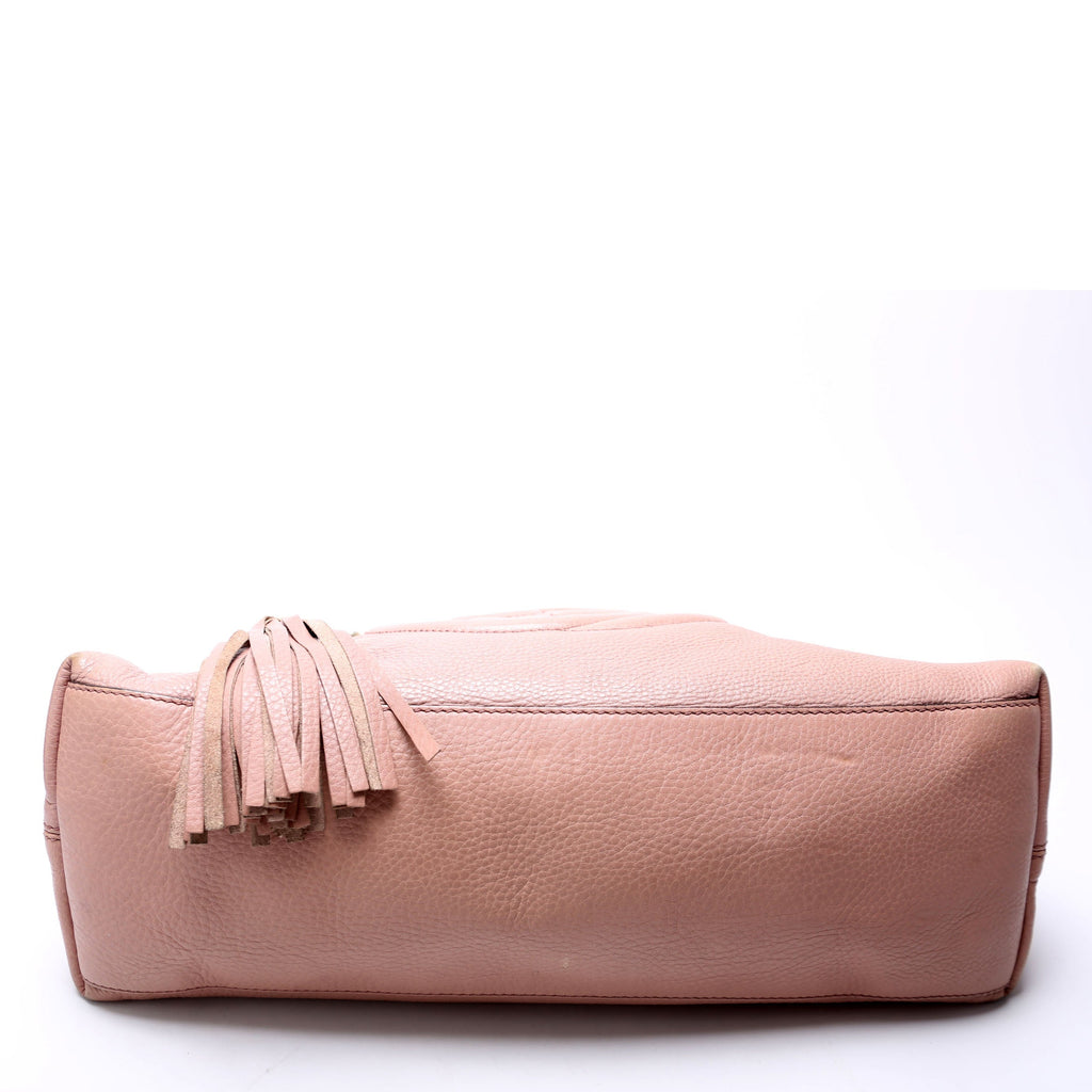 308982 Soho Leather Shoulder Medium Tan