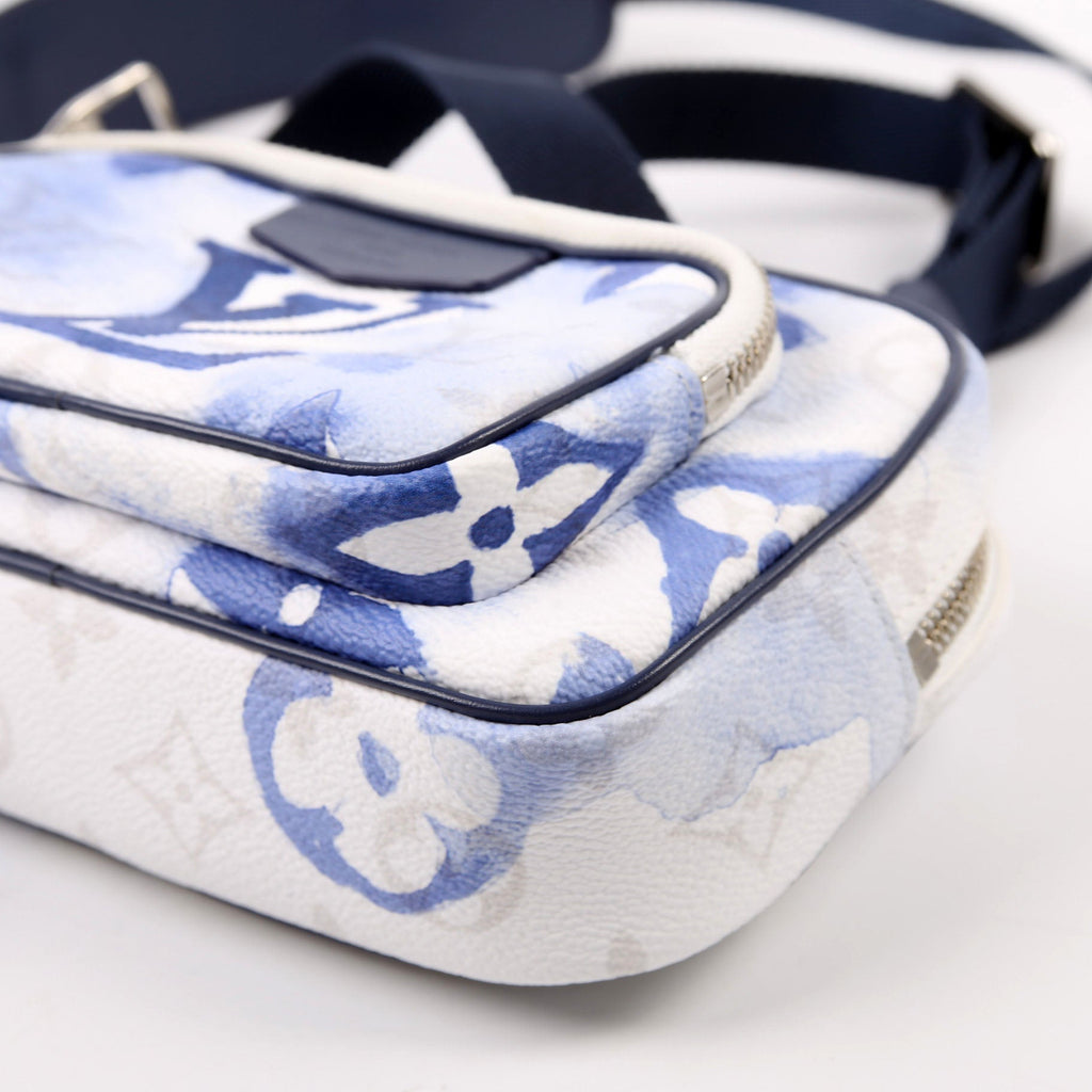 Outdoor Pouch Monogram Watercolor