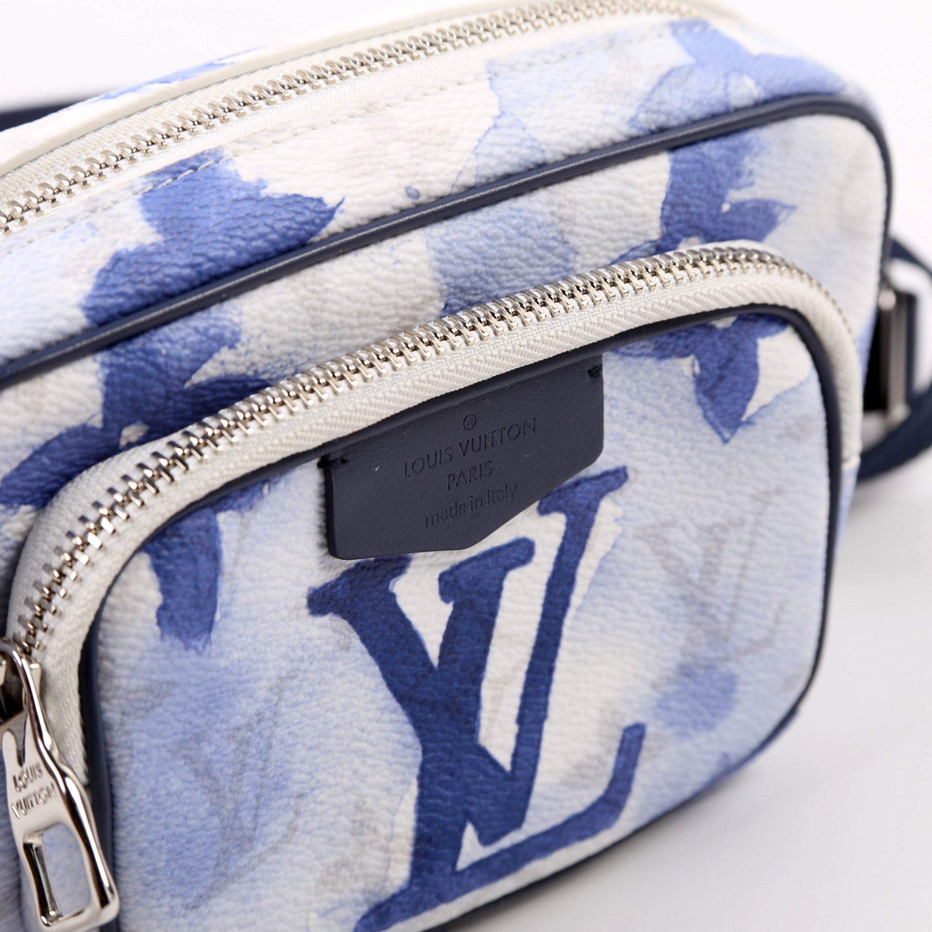 Outdoor Pouch Monogram Watercolor