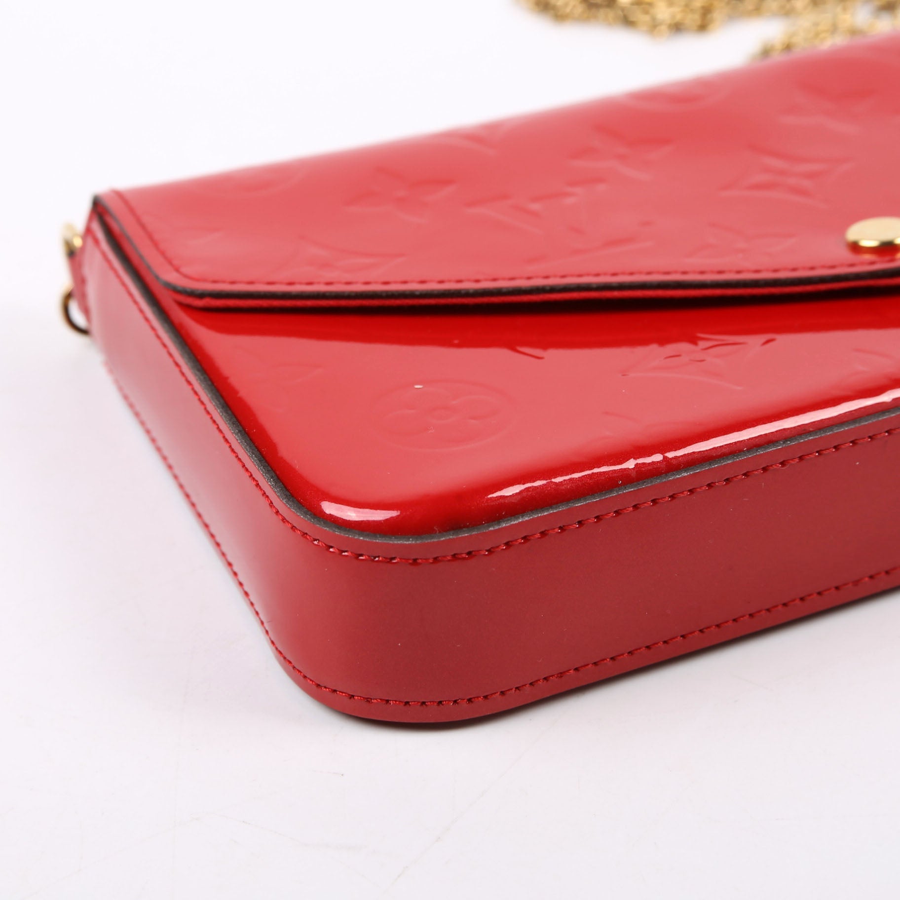 Pochette Felicie Vernis Red